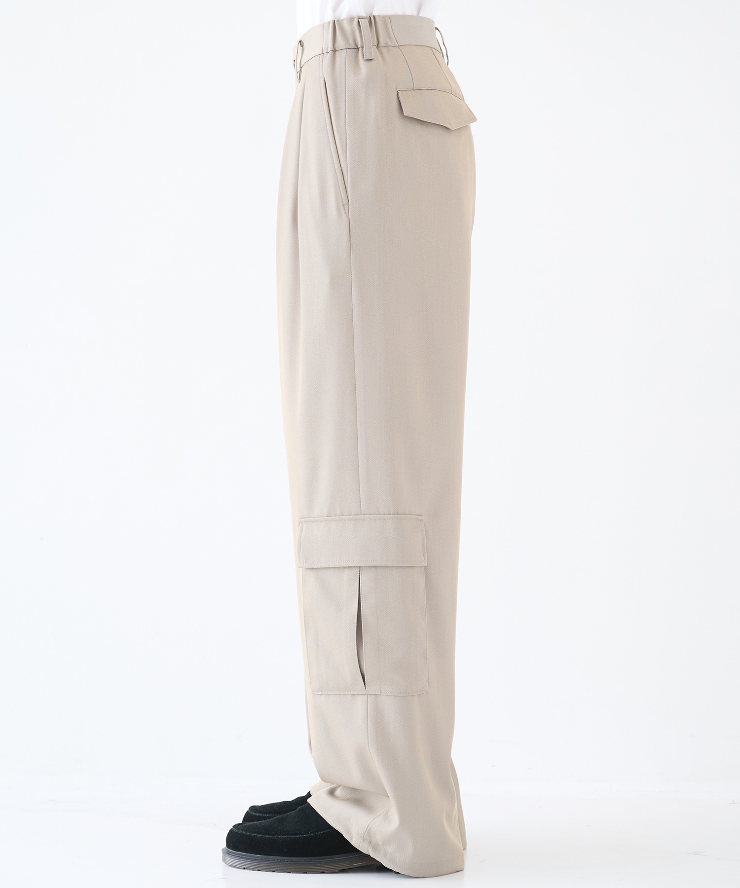 TWO TUCKS WIDE CARGO PANTS IRENISA