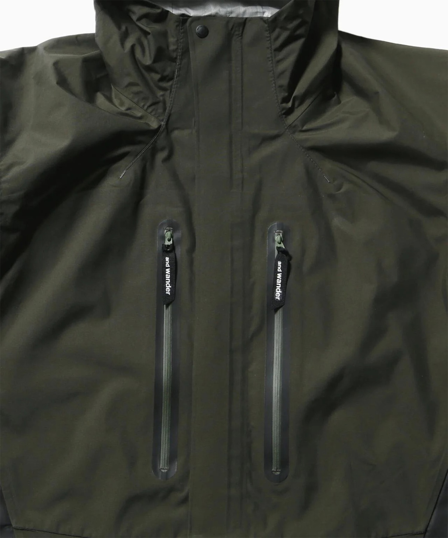 2.5L hiker rain jacket and wander
