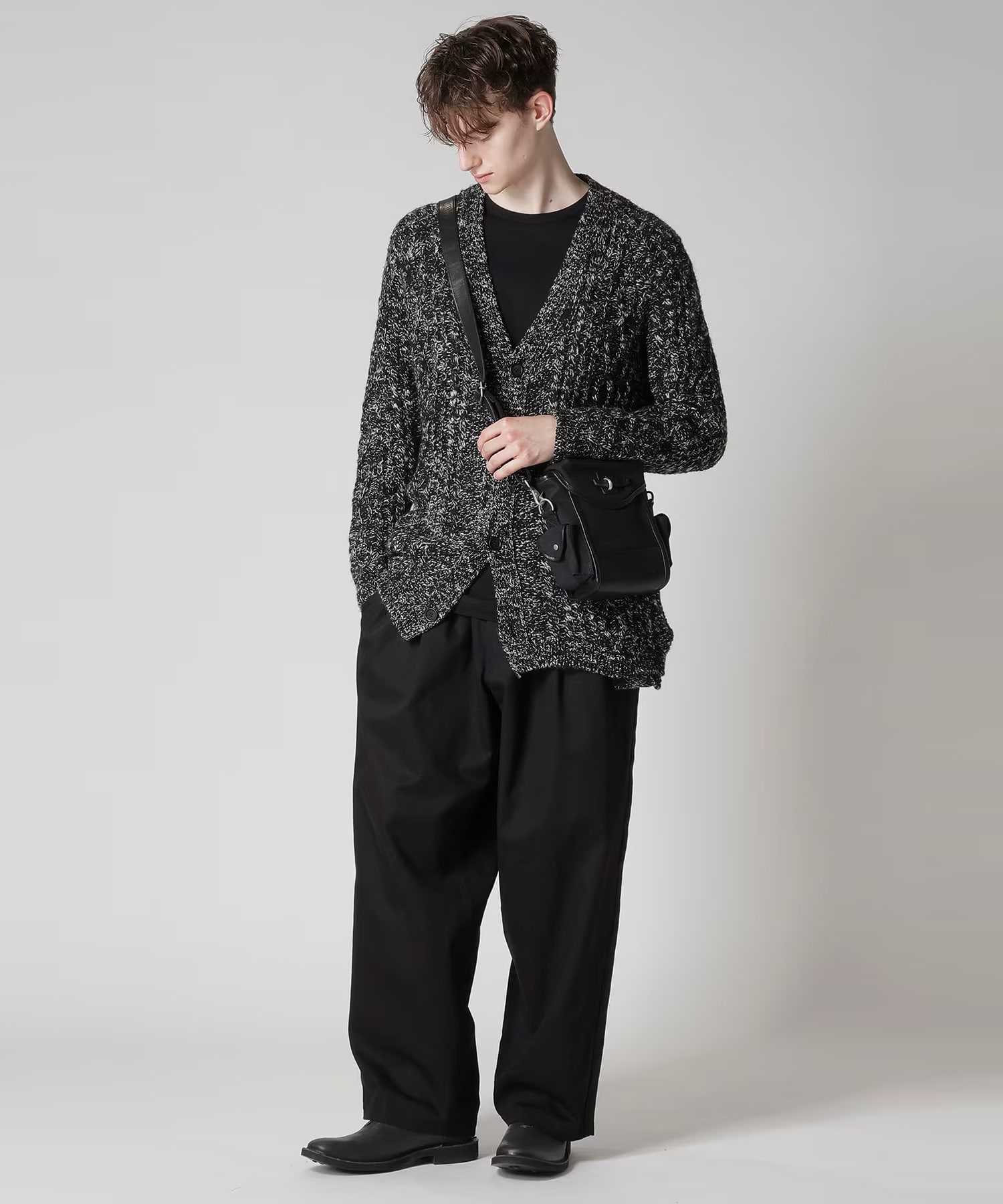 NO.8 BLACK CANVAS MILITARY POACH Y's