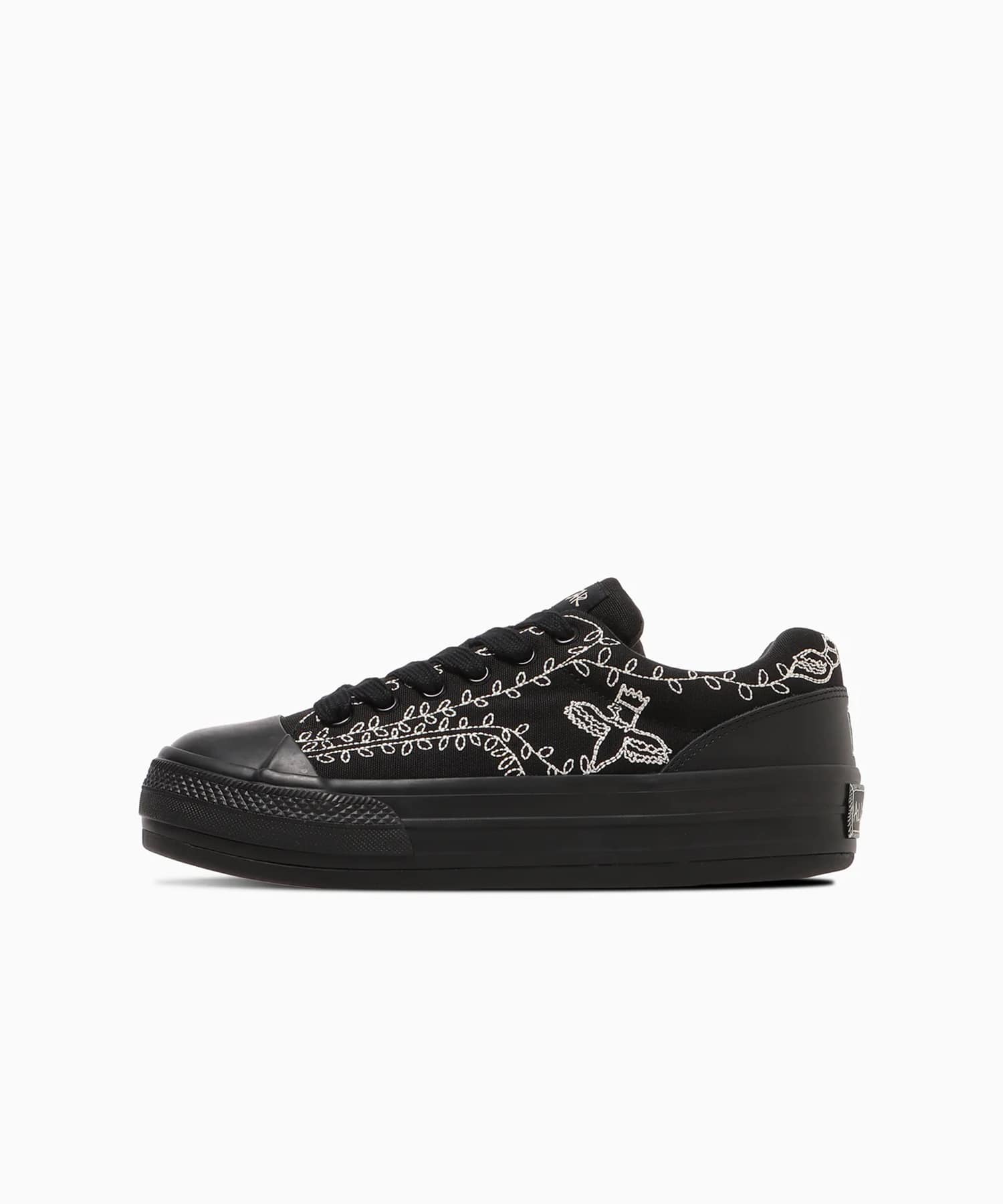 PICTURESQUE ANTIQUE SNEAKER WITH CONVERSE(ISSUE#7) SHINYAKOZUKA