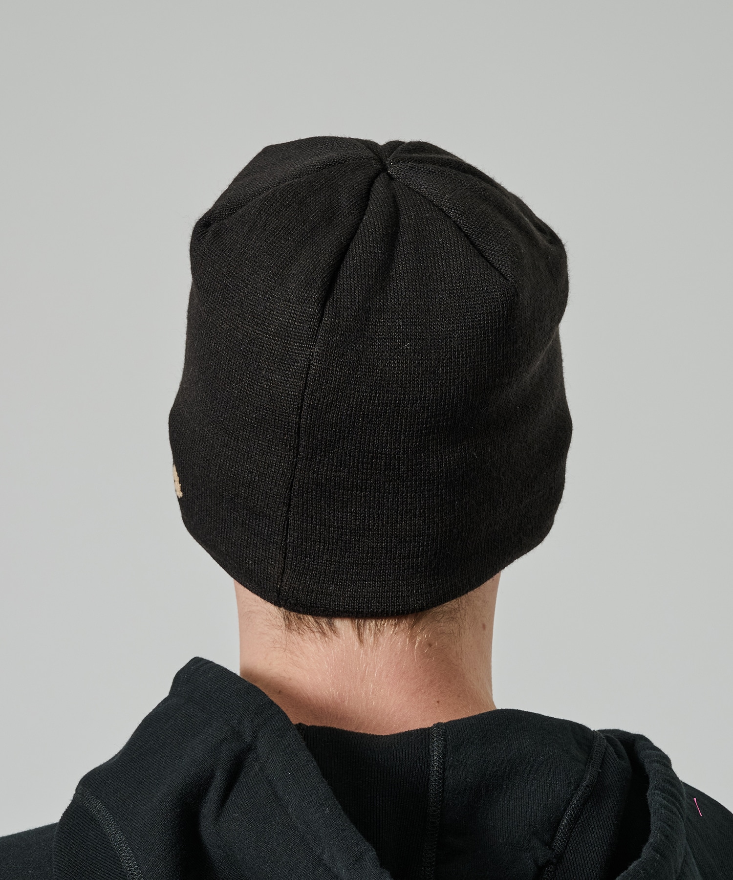 J LOGO KNIT CAP JieDa