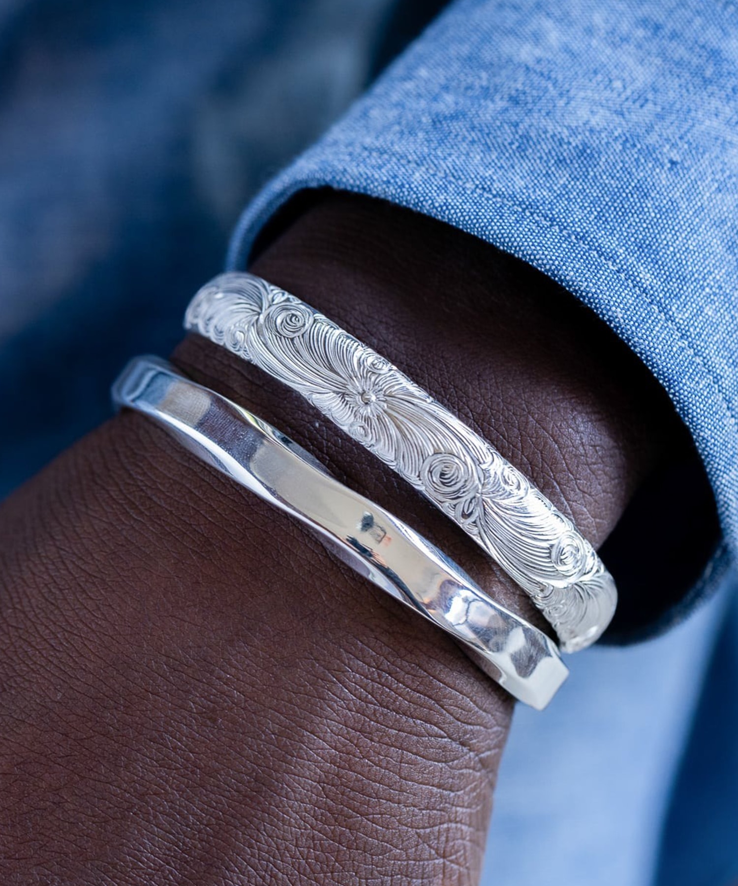 BN-068 10mm Arabesque bangle (M) WAKAN SILVER SMITH