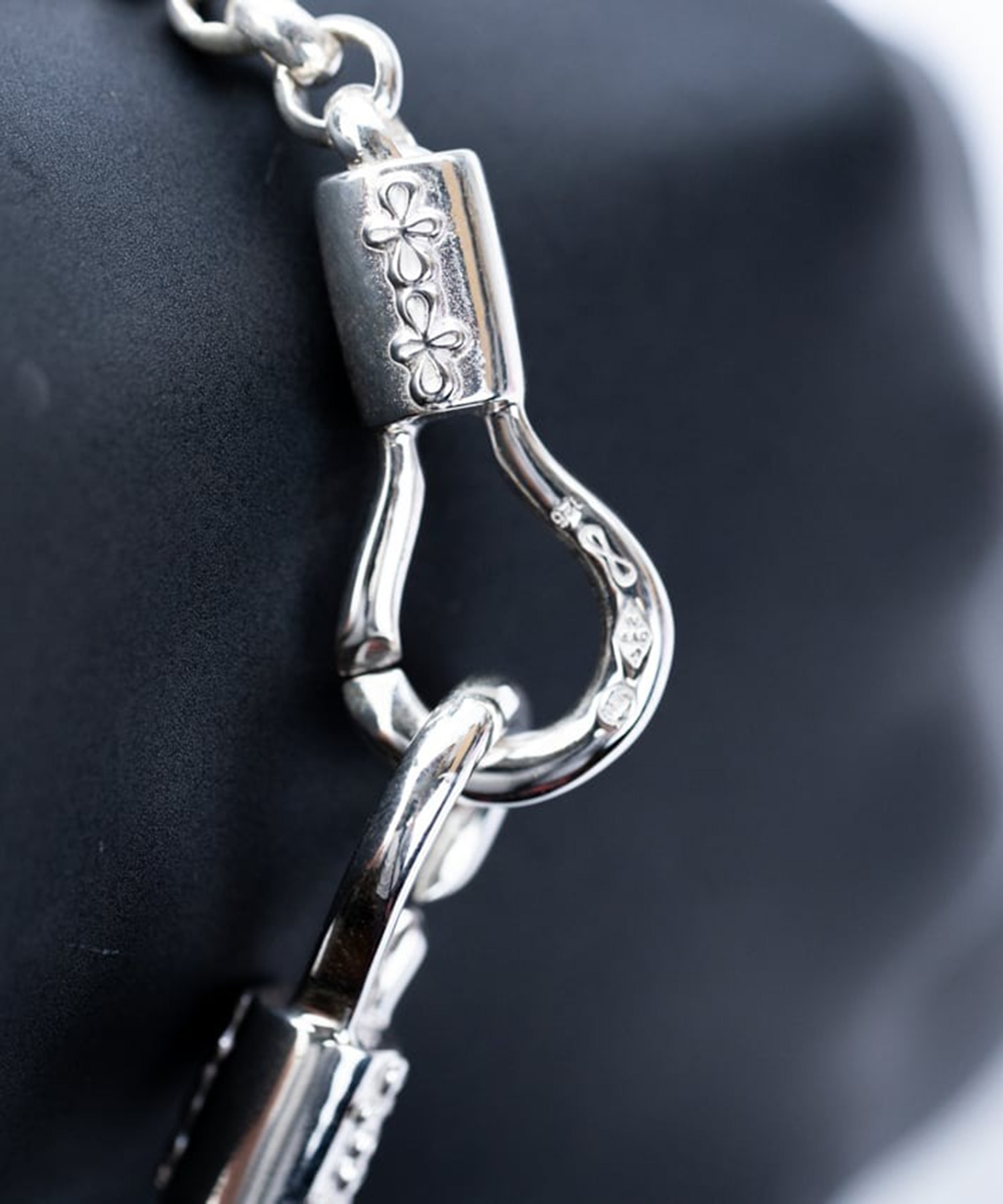 BN-084 Horse shoe bracelet (L) roll chain WAKAN SILVER SMITH