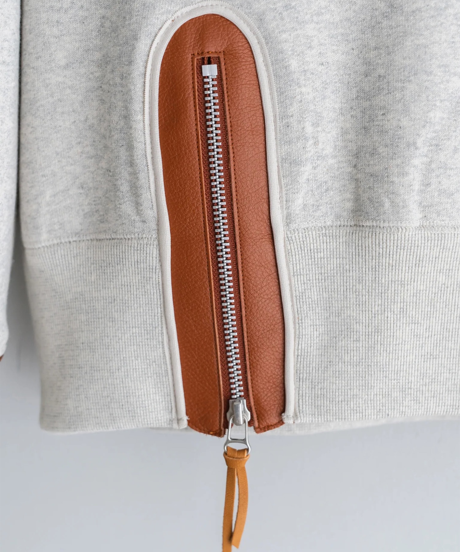 Leather-Trimmed Sweatshirt KHOKI