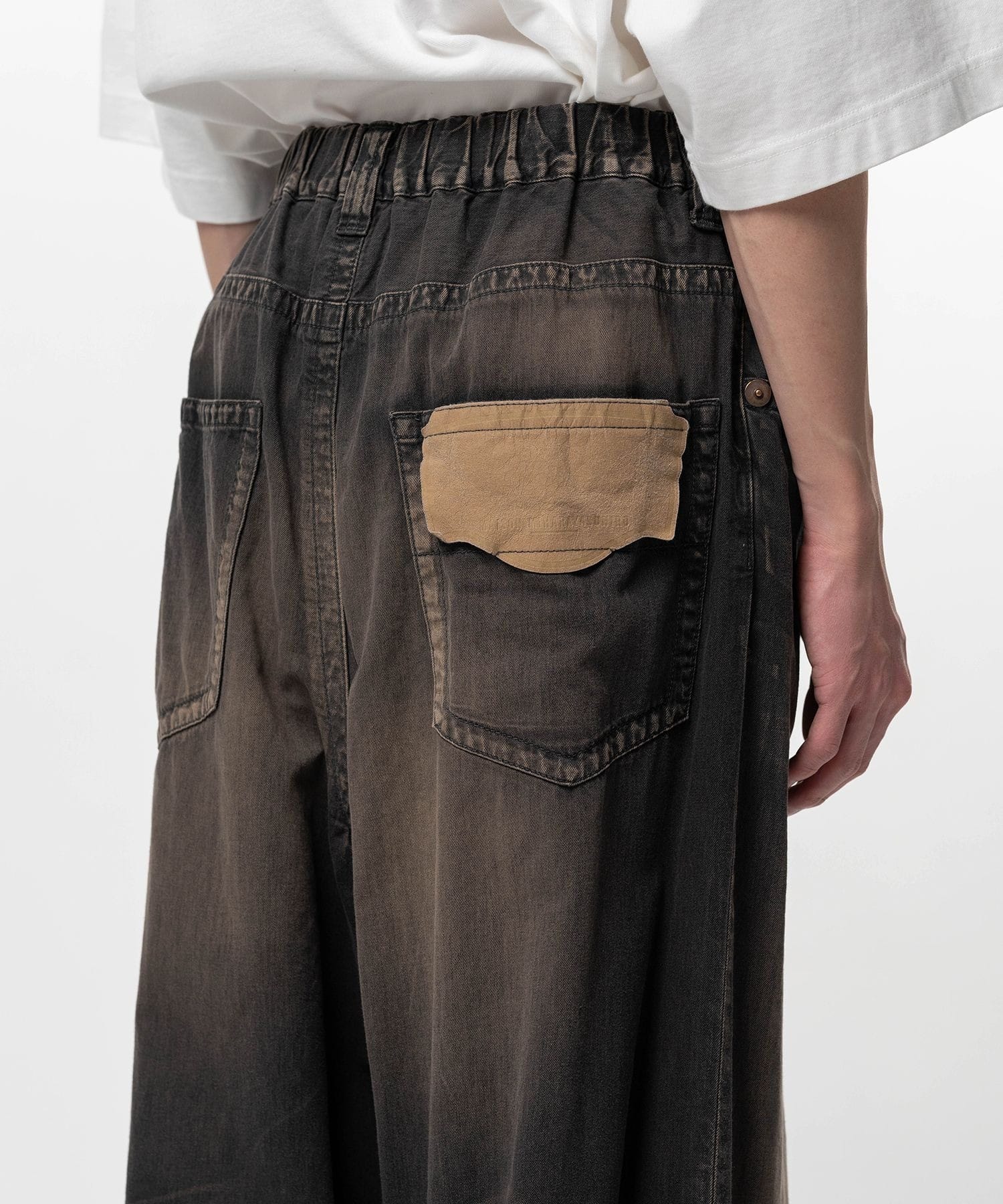 J16PT123 WIDE JEANS Maison MIHARA YASUHIRO