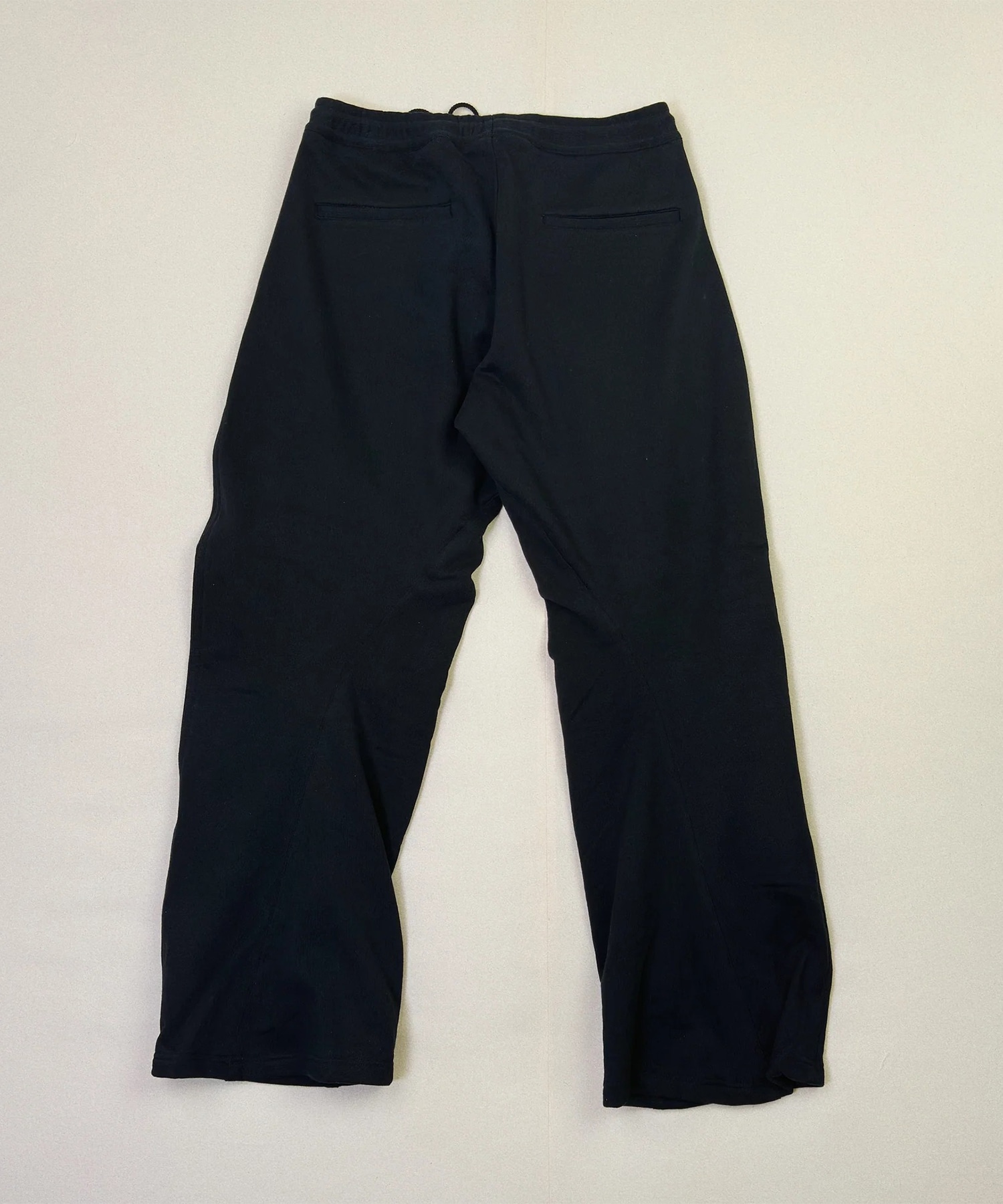 3D Cutting Sweat Pants KHOKI