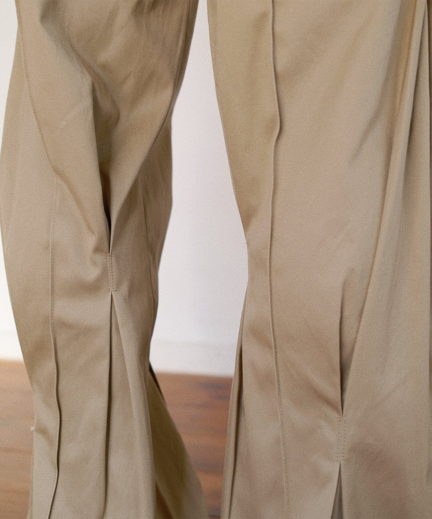 Pleated Chino Pants KHOKI