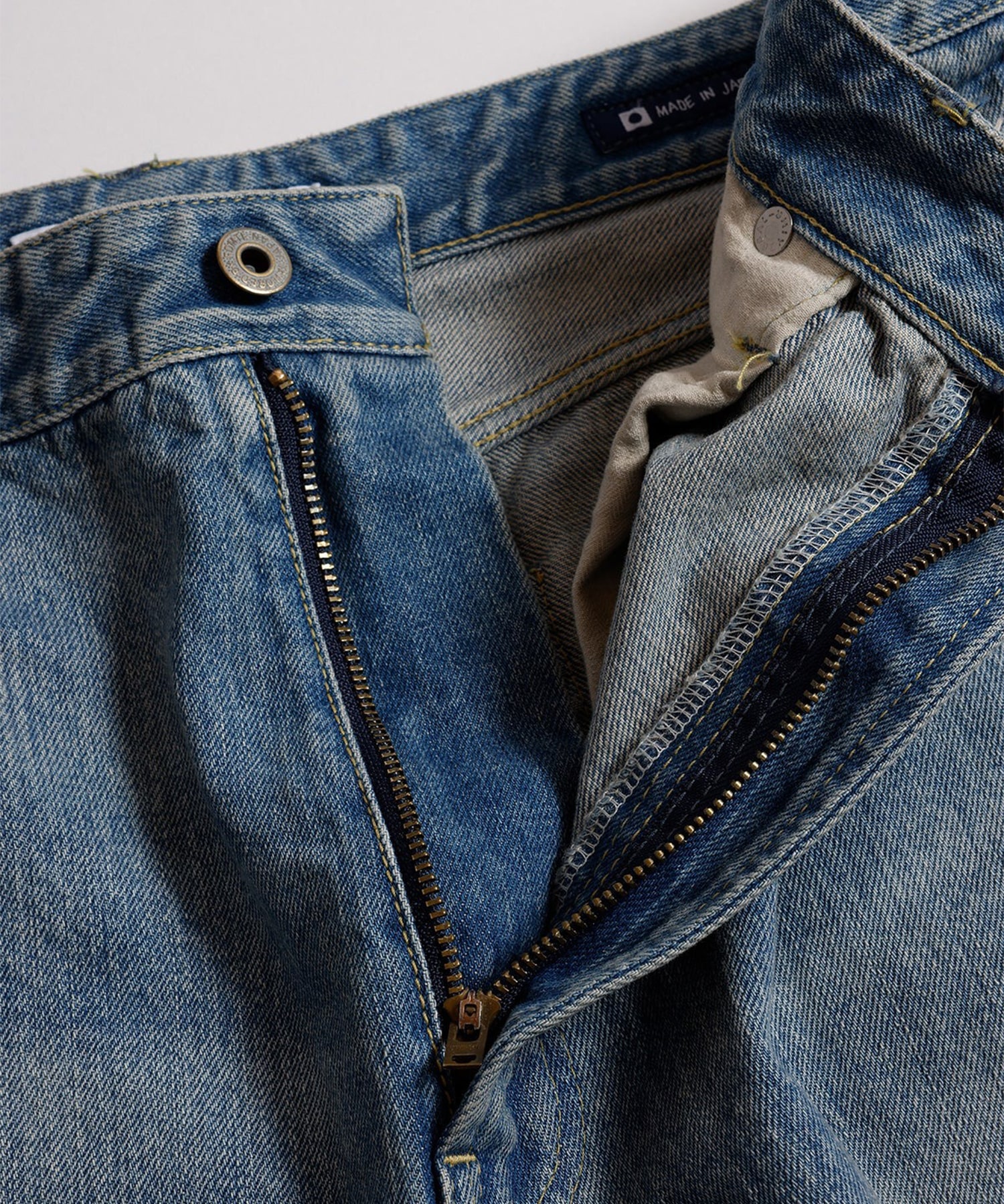 WIDE FIT DENIM CS135 FDMTL