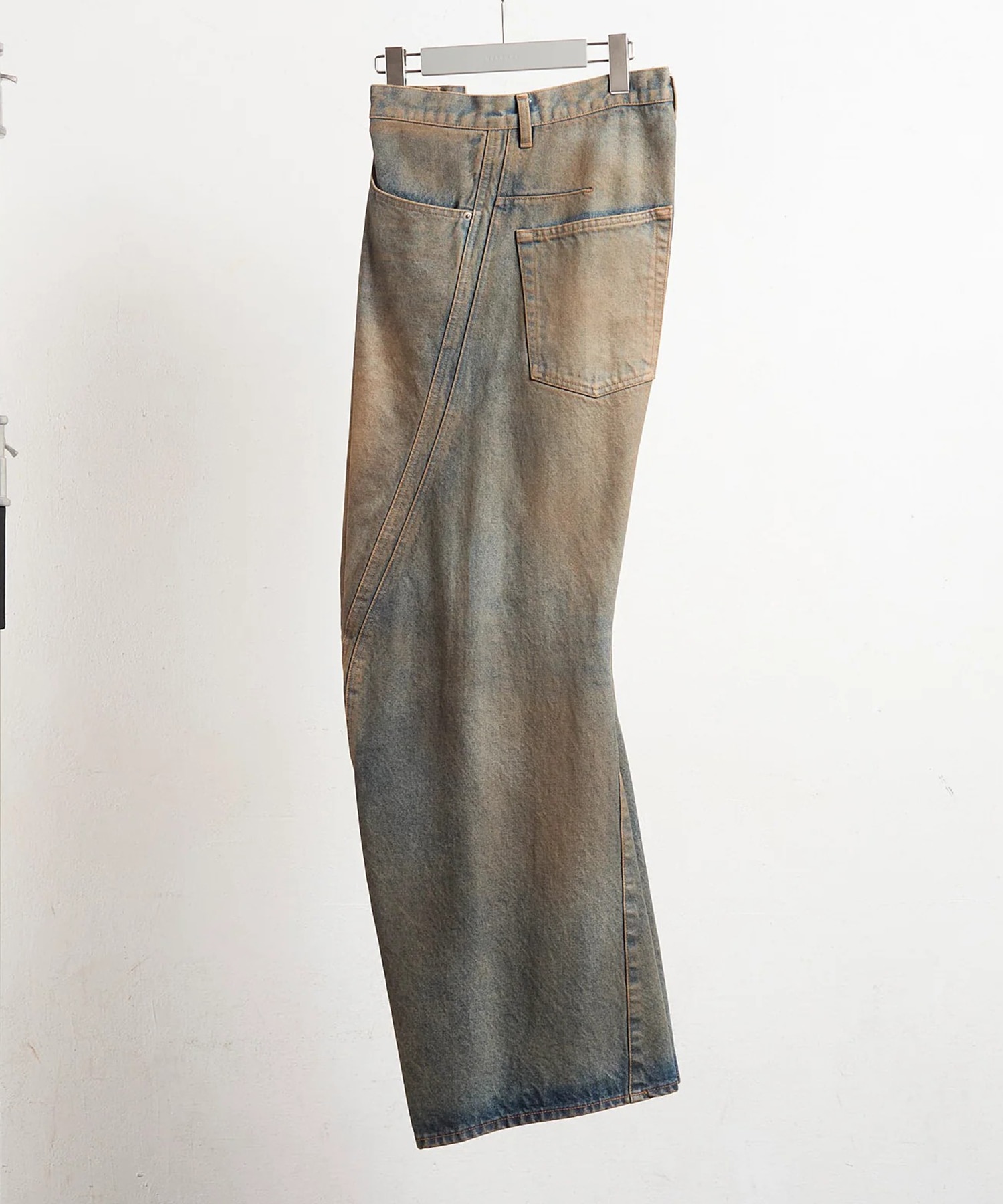 3D TWISTED WIDE LEG JEANS NVRFRGT