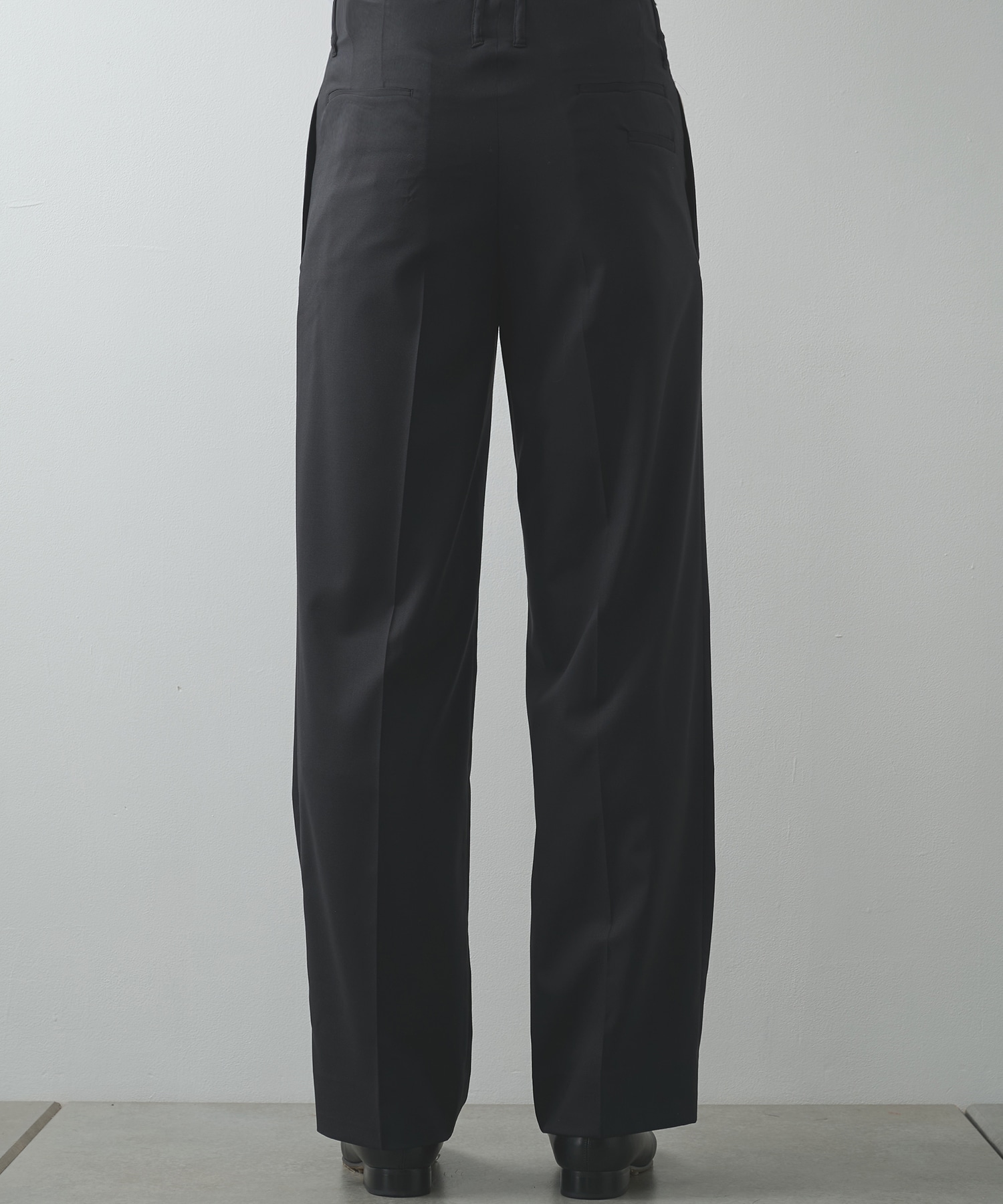 別注QUINN / Wide Tailored Pants th products