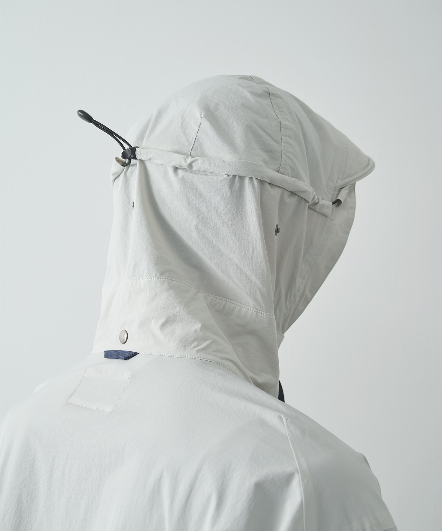 THE BREATHABLE HOODED GRADIENT GARMENT DYEING JACKET POLIQUANT