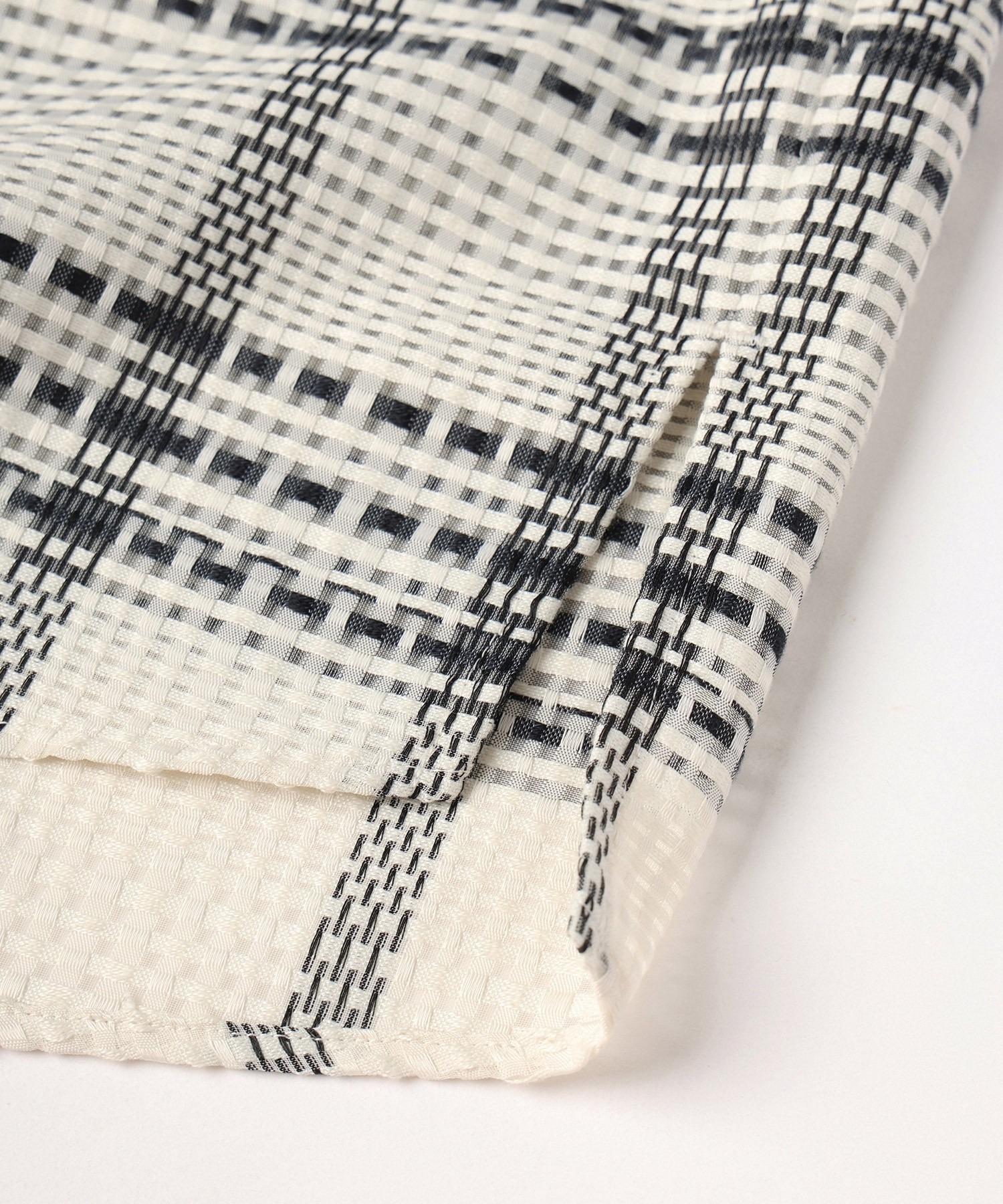 Sheer Tile Check Chin Tab Short Sleeve Shirt CULLNI