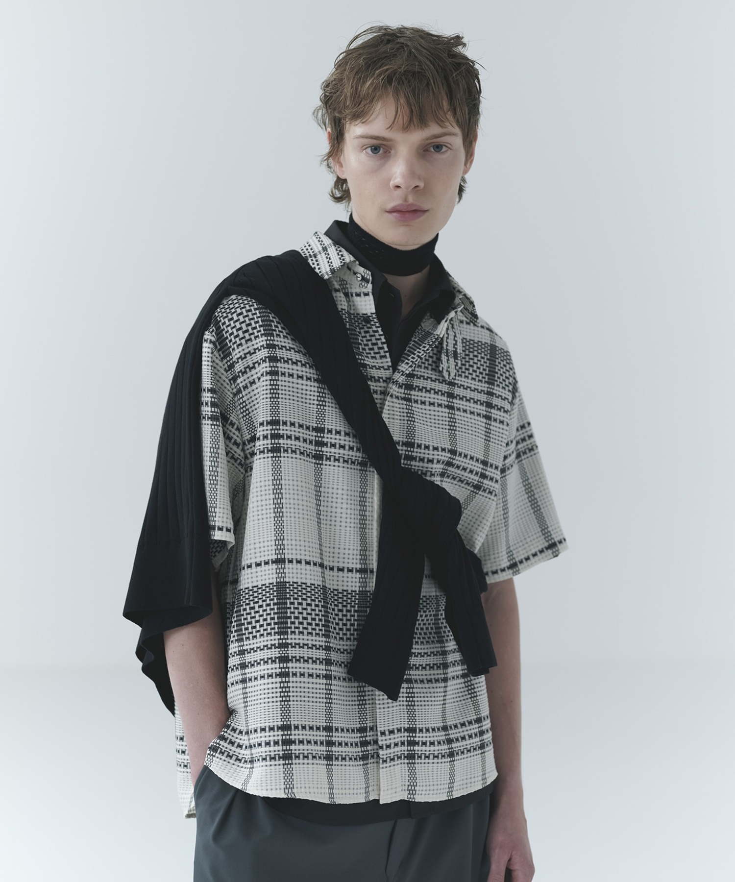 Sheer Tile Check Chin Tab Short Sleeve Shirt CULLNI