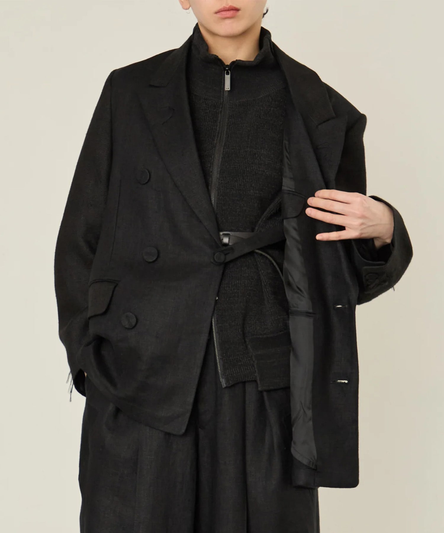 GRANDPA : LINEN JACKET I'm here