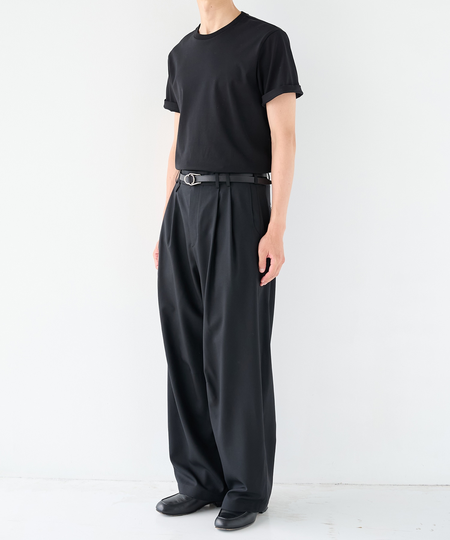 2Tuck Curve Slacks STUDIOUS