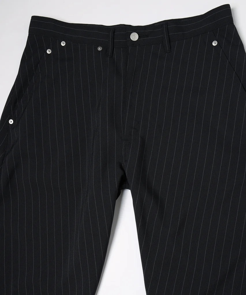 3D STRIPE CUTTING PANTS JieDa
