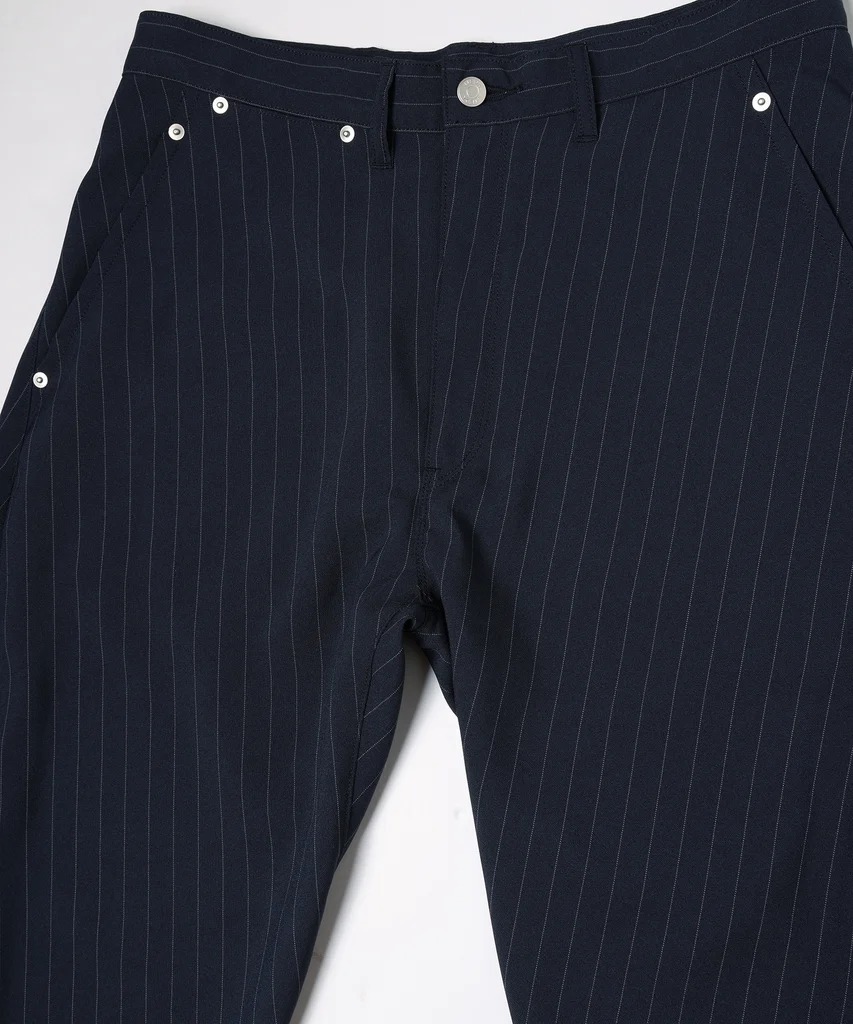 3D STRIPE CUTTING PANTS JieDa