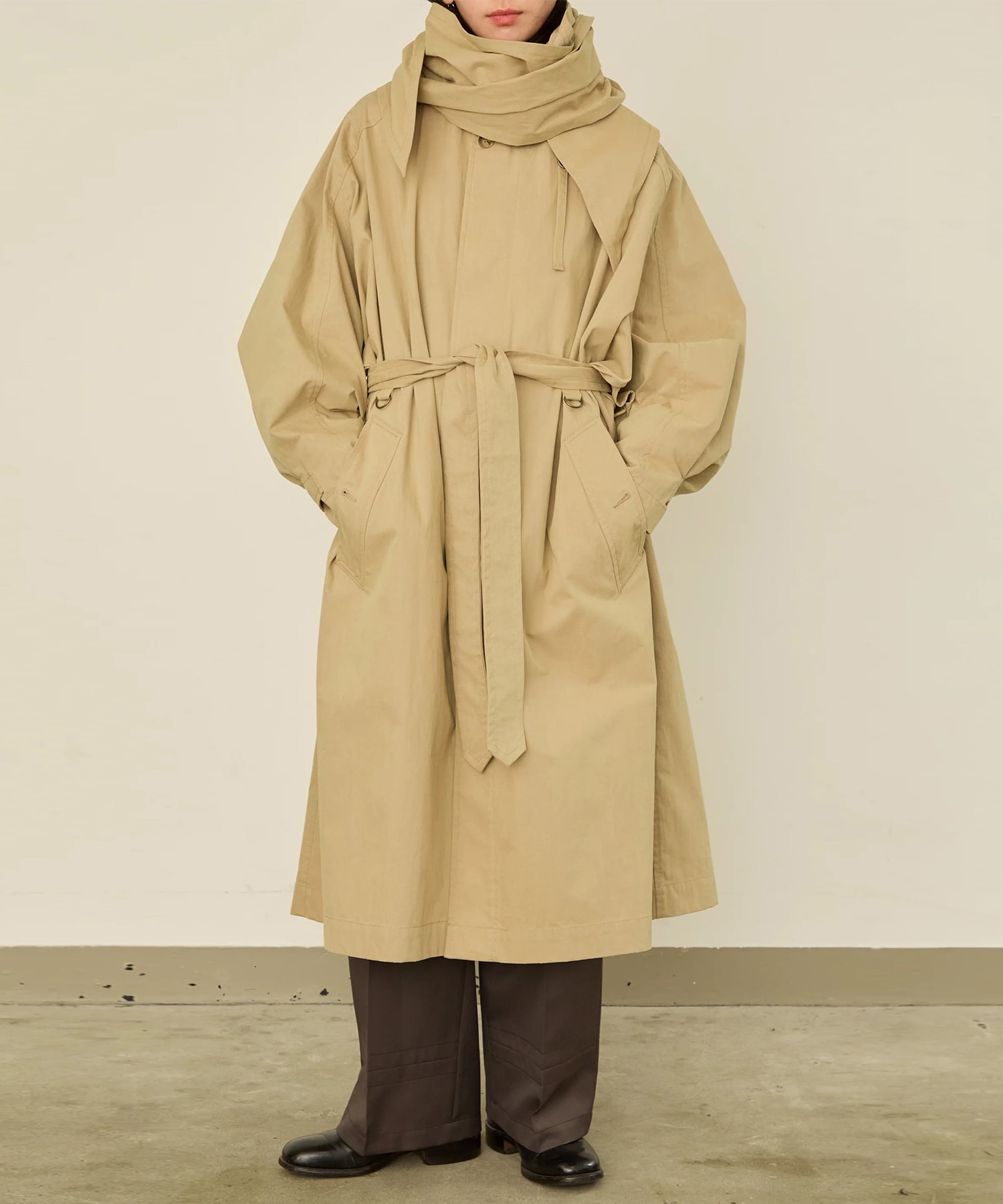 HAOLI TRENCH COAT I'm here