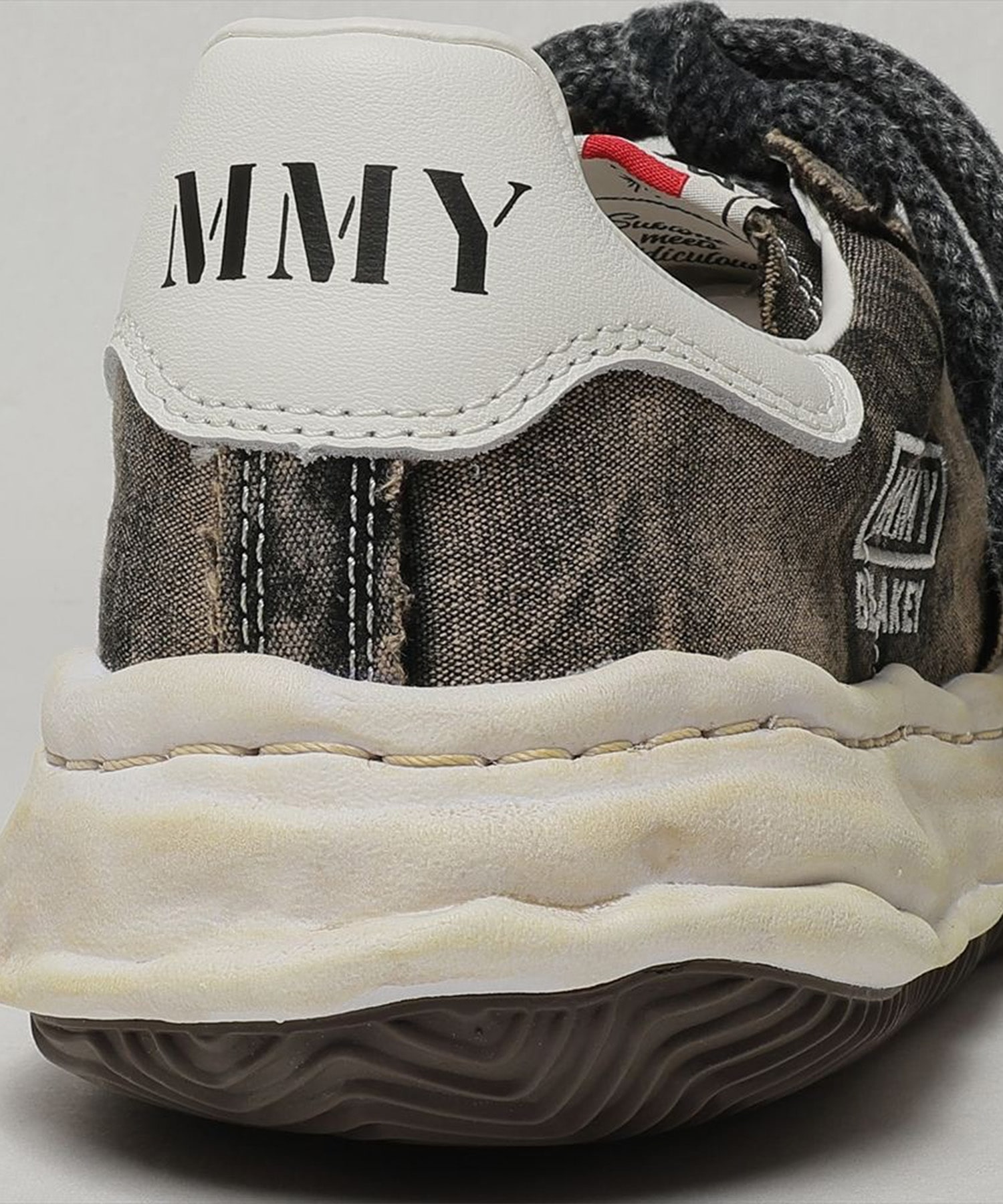 BLAKEY BLEACHED CANVAS LOW-TOP SNEAKERS Maison MIHARA YASUHIRO