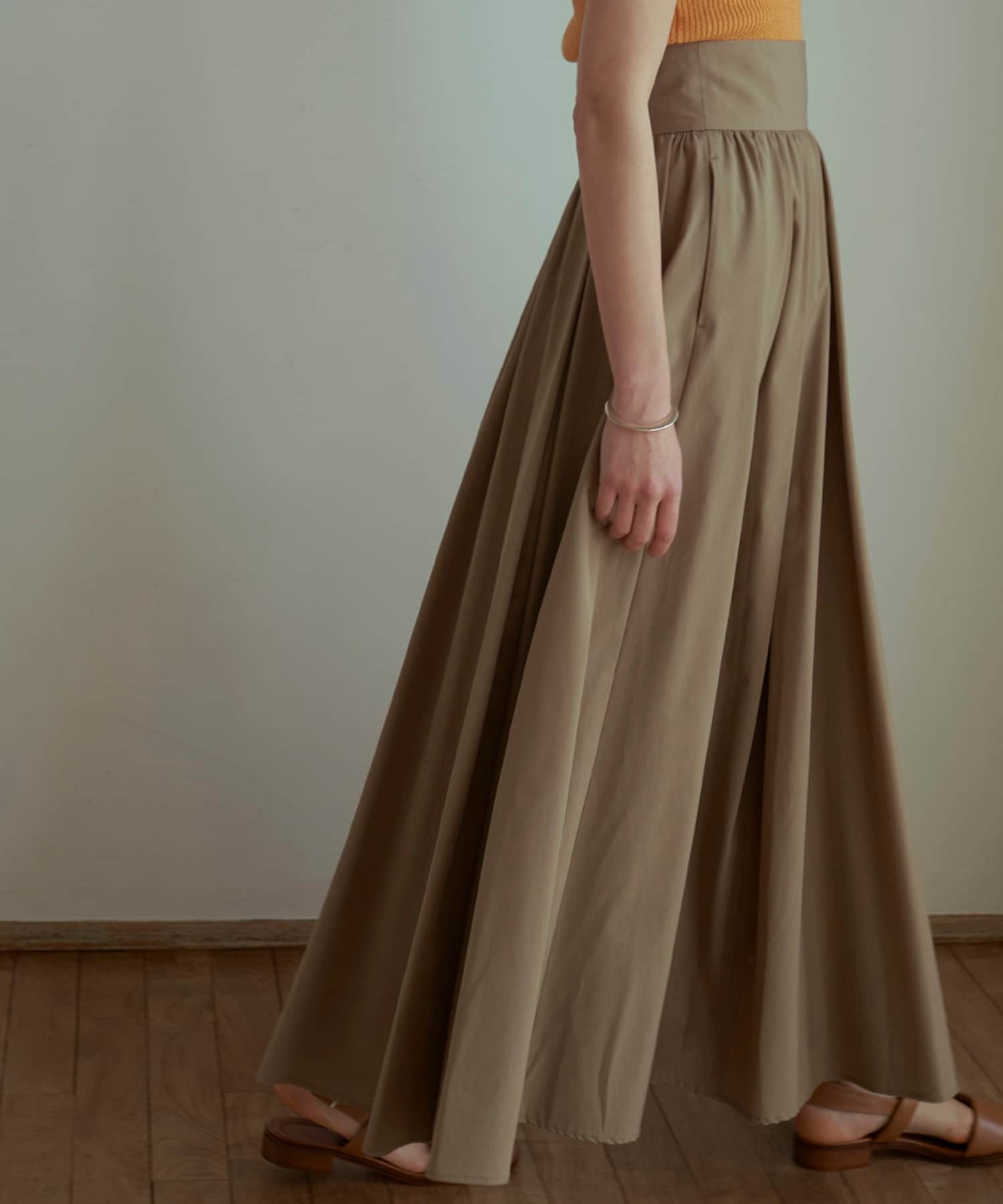 新品?正規品 CLANE スカート superior-quality.ru:443