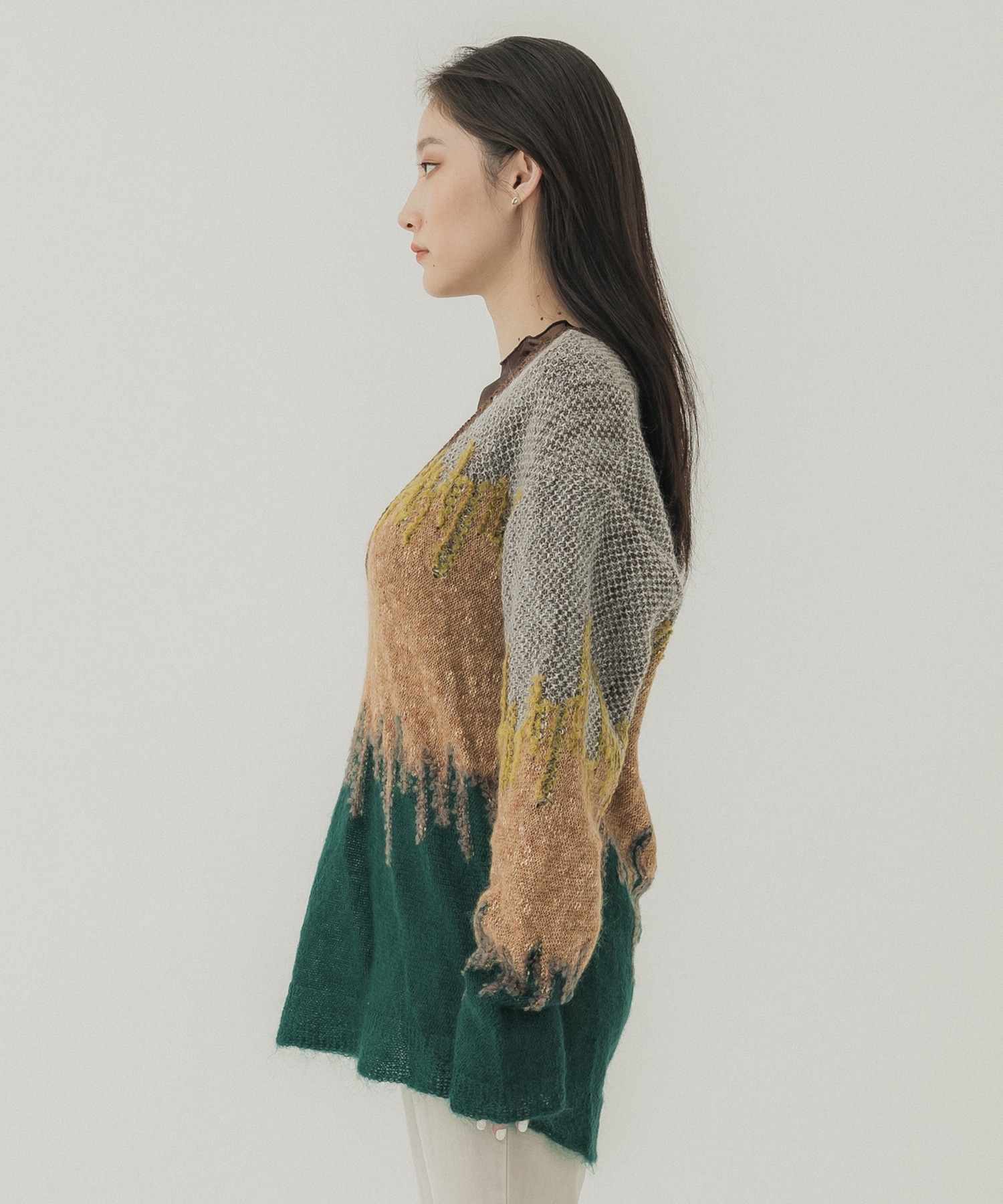 Water mirror knit sweater｜STUDIOUS