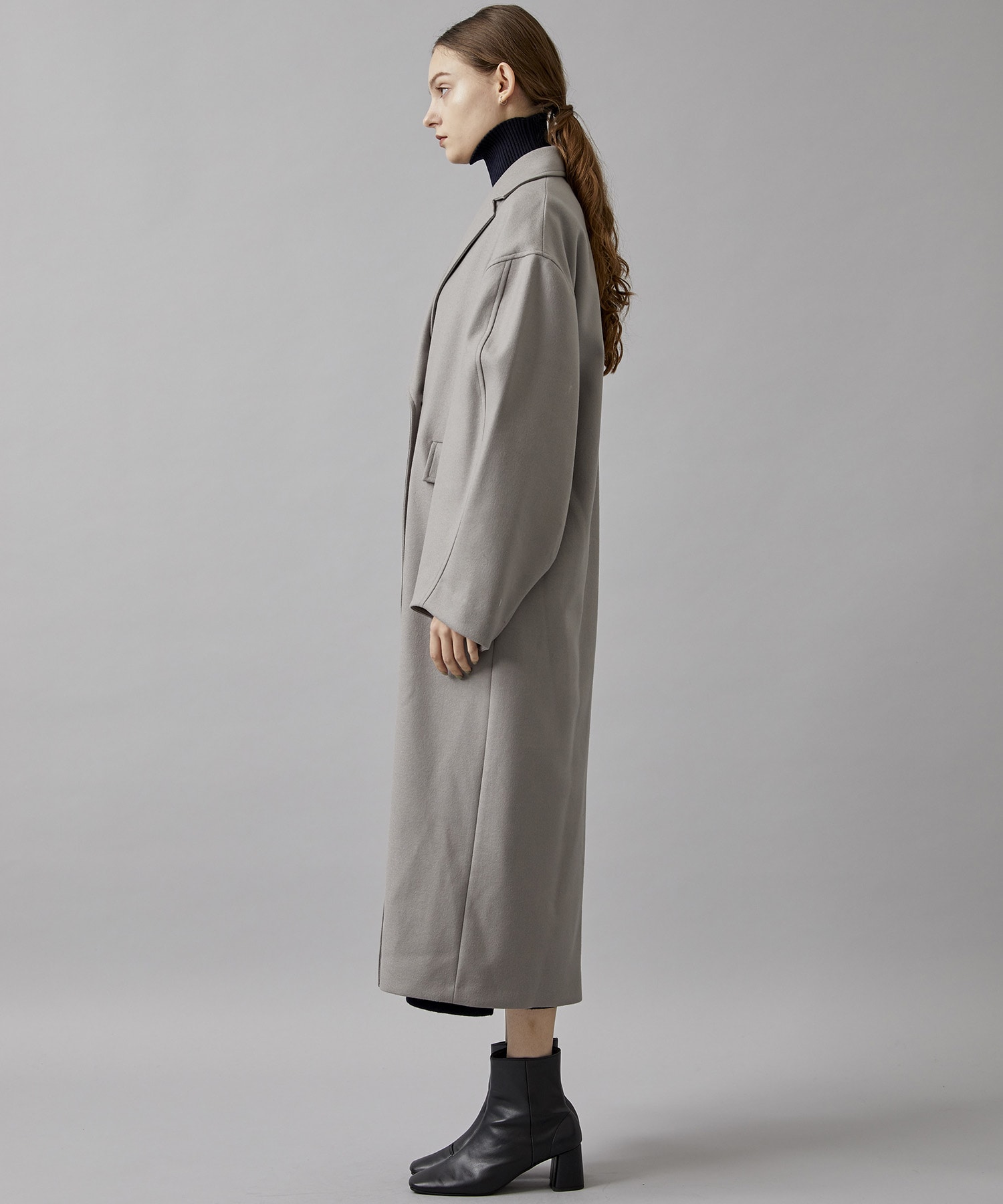 iirot Melton Long Coat | vuzelia.com