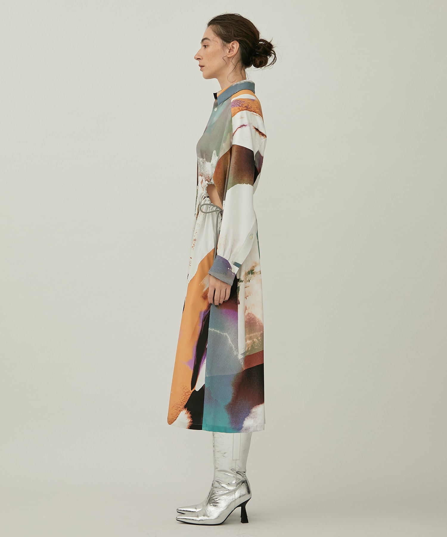 Gathered Hole Shirt Dress(2 WHITE): UJOH: WOMENS｜ STUDIOUS ONLINE