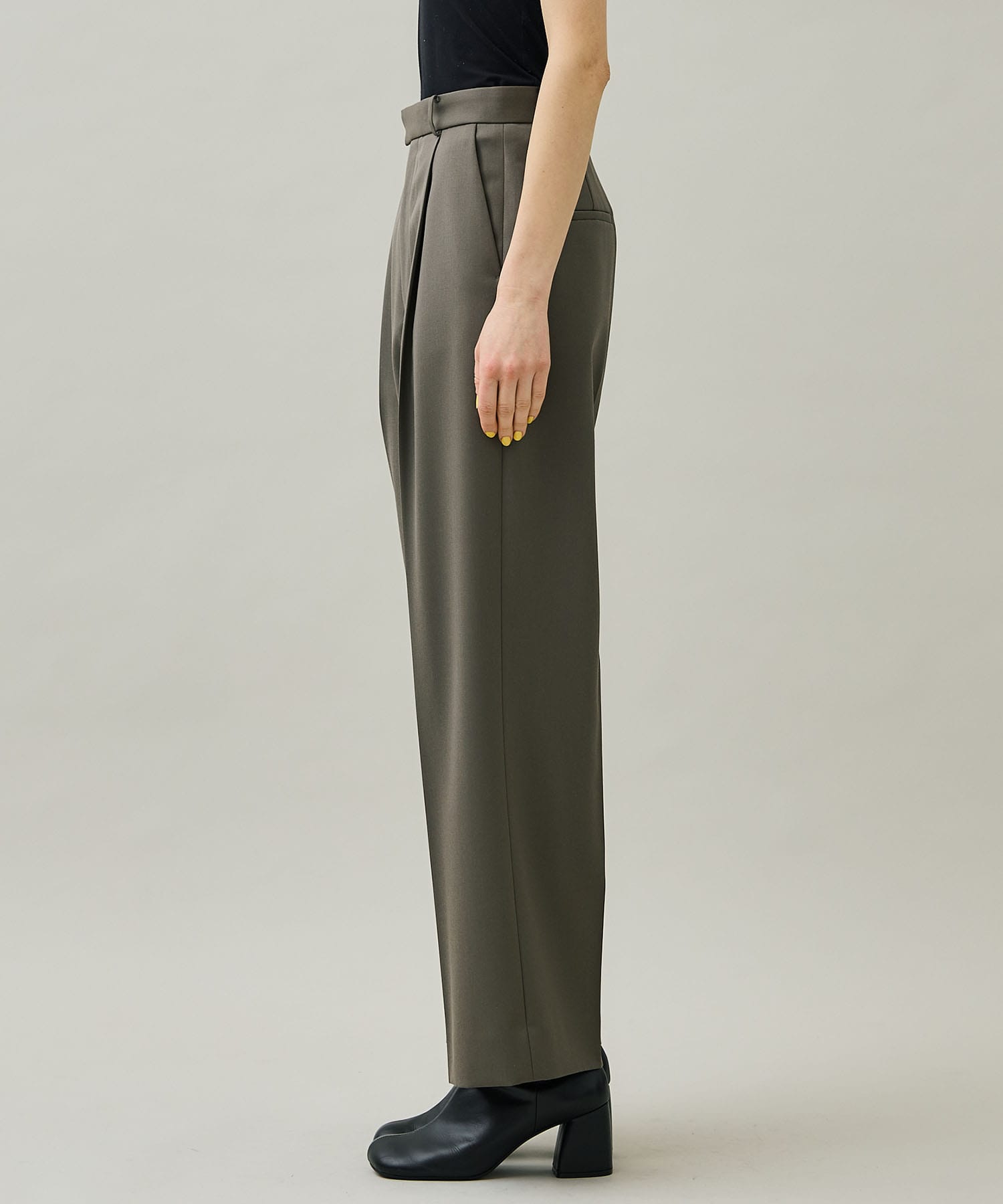 COMPACT WOOL STRAIGHT PANTS(0 KHAKI): ATON: WOMENS｜ STUDIOUS