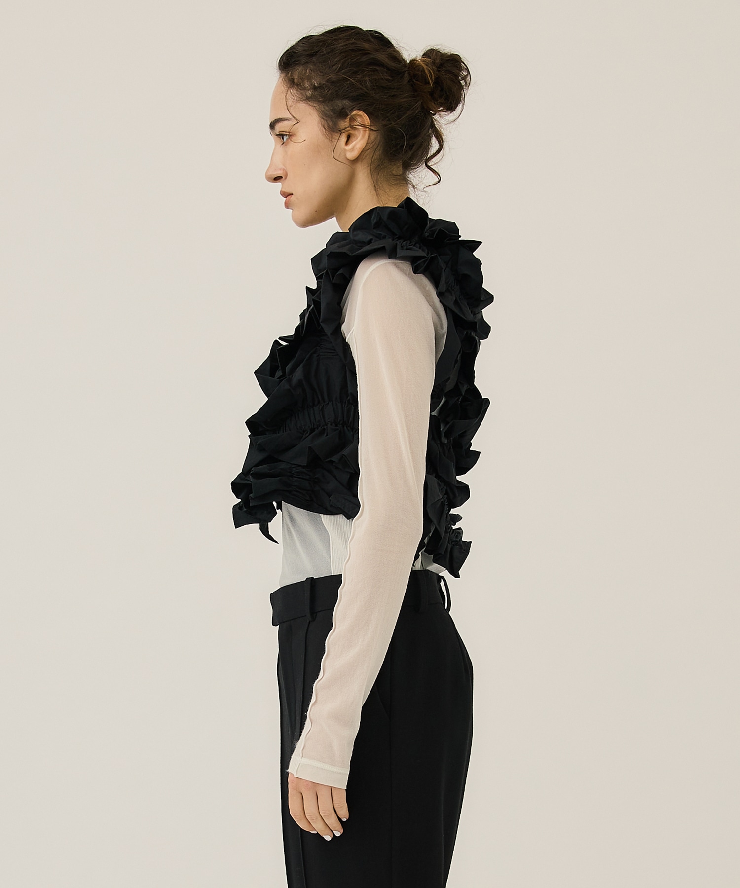 HOUGA kiki frill vestの+industriasmorenoymoreno.com