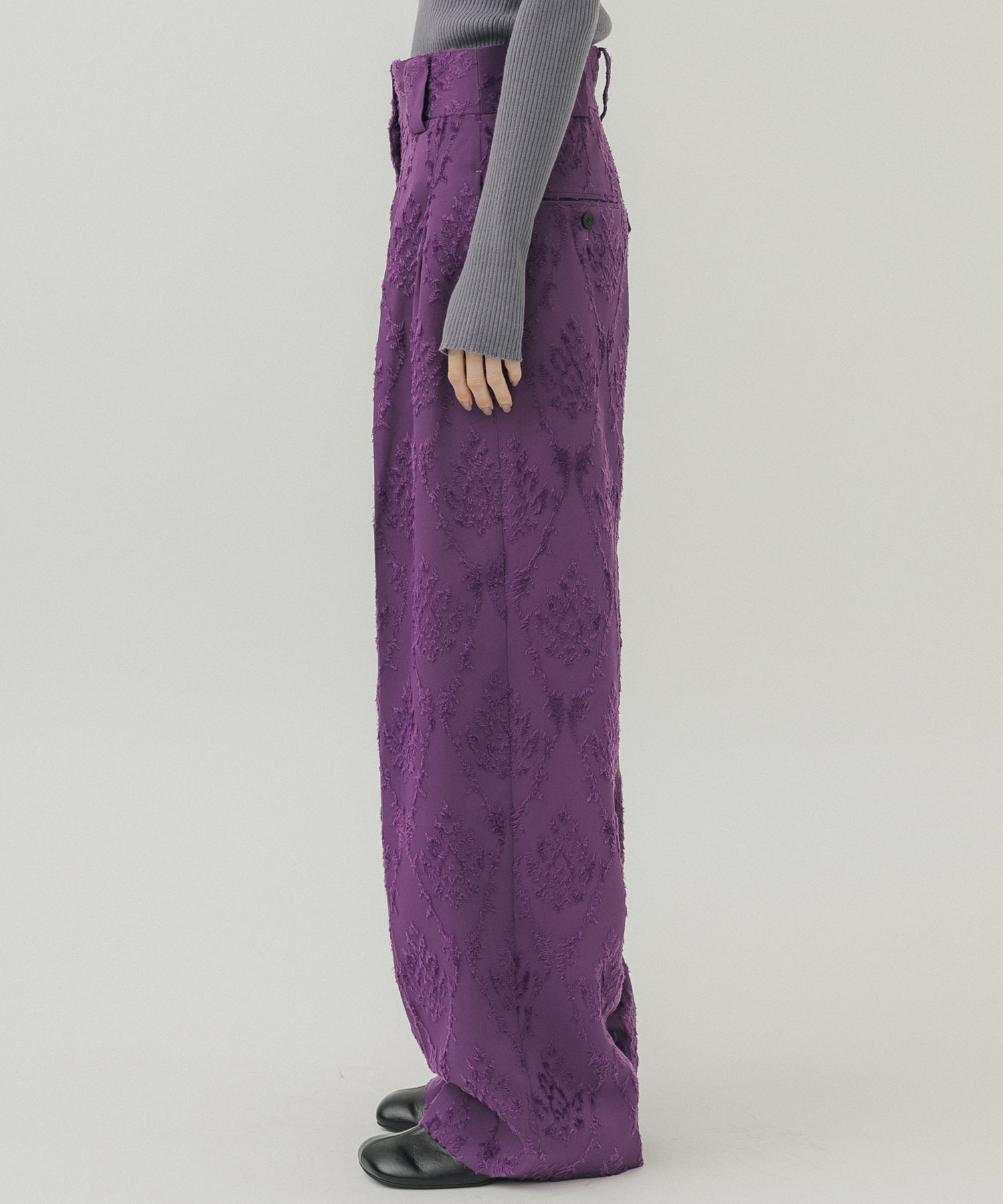 CUT JACQUARD　TWO TUCK PANTS CINOH