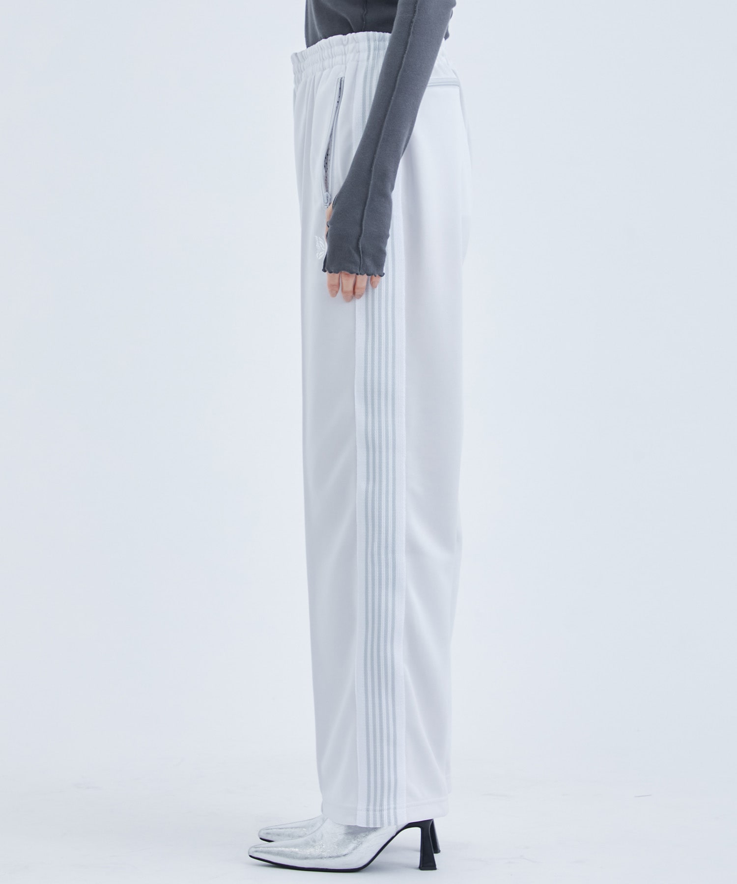 別注Track Pant STRAIGHT(XS LIGHT GREY): Needles: WOMENS｜ STUDIOUS ...