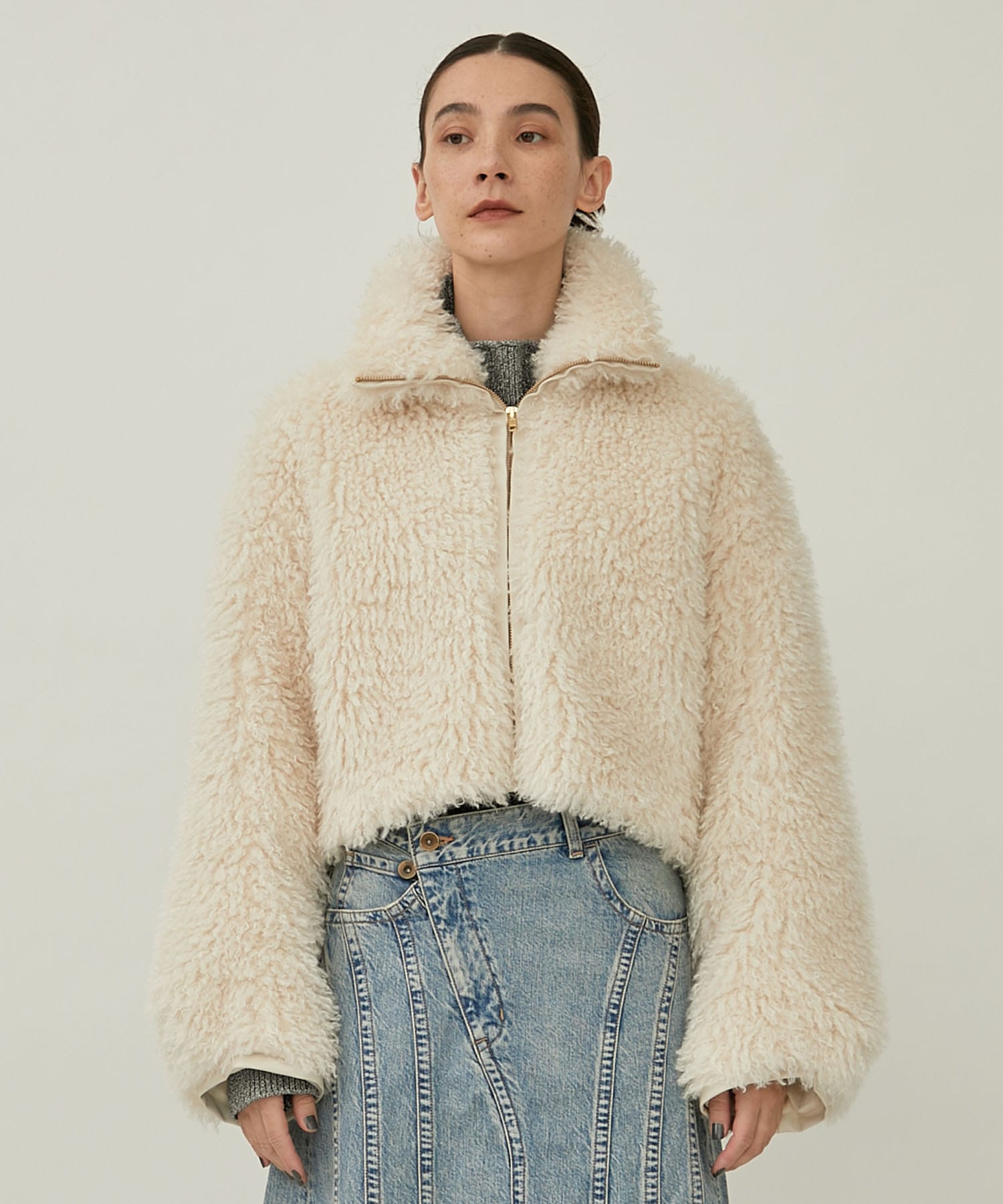 CRIMPED FUR CROPPED BLOUSON(FREE IVORY): THINGS THAT MATTER