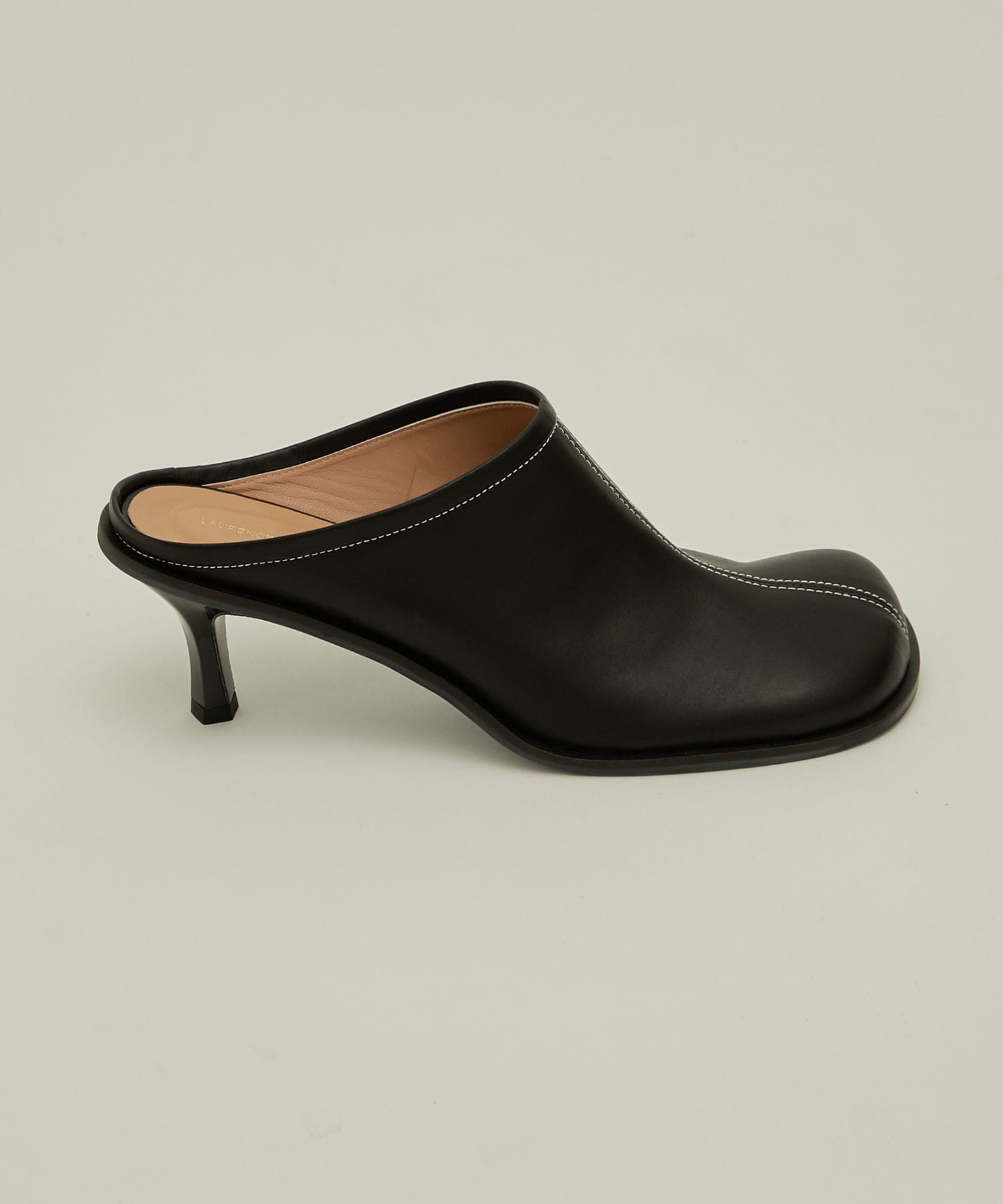 THUMBUM MULLE(35 BLACK): LAURENCE: WOMENS｜ STUDIOUS ONLINE公式