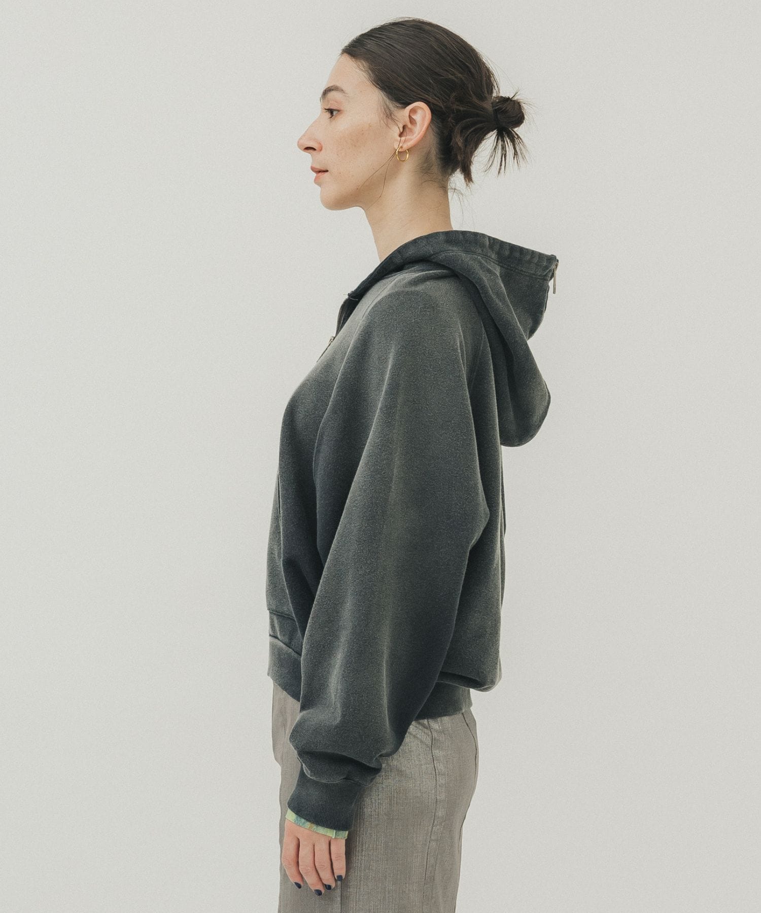 Vintage Split Hoodie(FREE DARK GREY): STUDIOUS: WOMENS｜ STUDIOUS