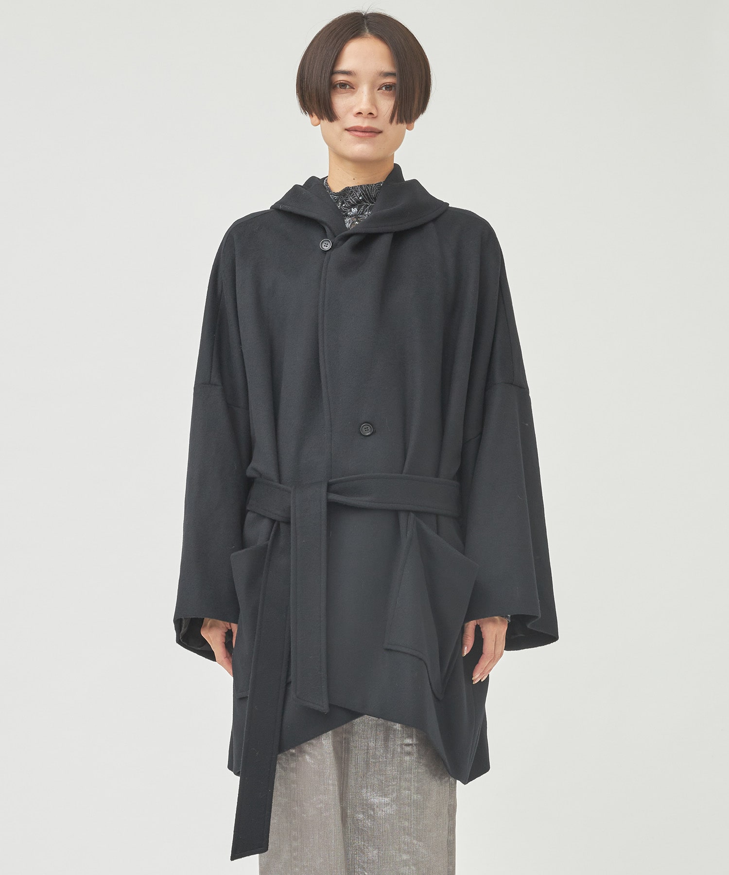 ショールカラーコクーンコート(2 BLACK): Dessin de mode: WOMENS