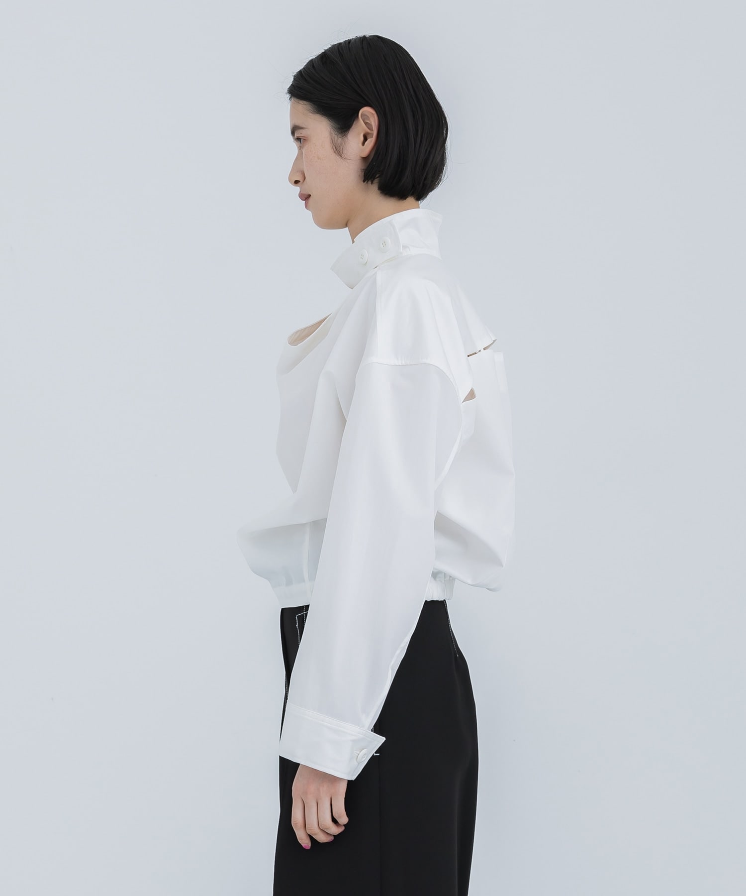 Stand Pullover Blouse(FREE WHITE): IIROT: WOMENS｜ STUDIOUS ONLINE 
