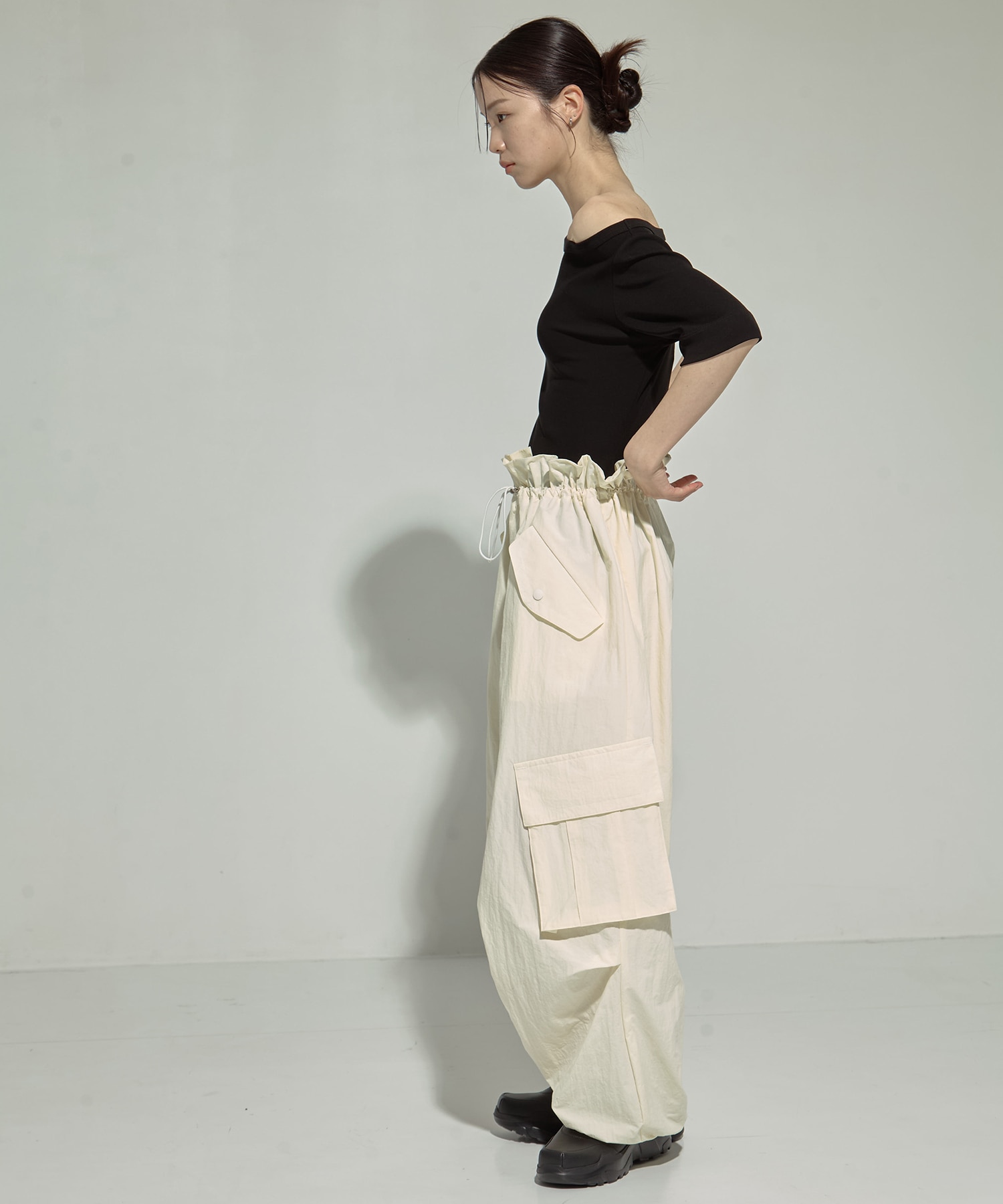 Parachute Cargo Pants STUDIOUS
