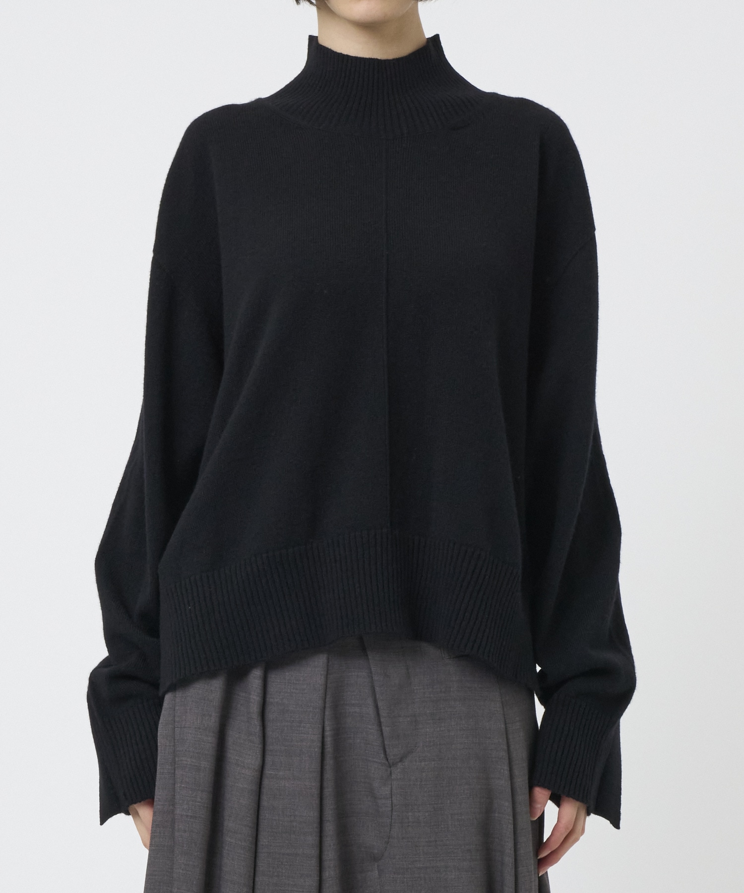 Merino Wool Turtle Neck Knit STUDIOUS