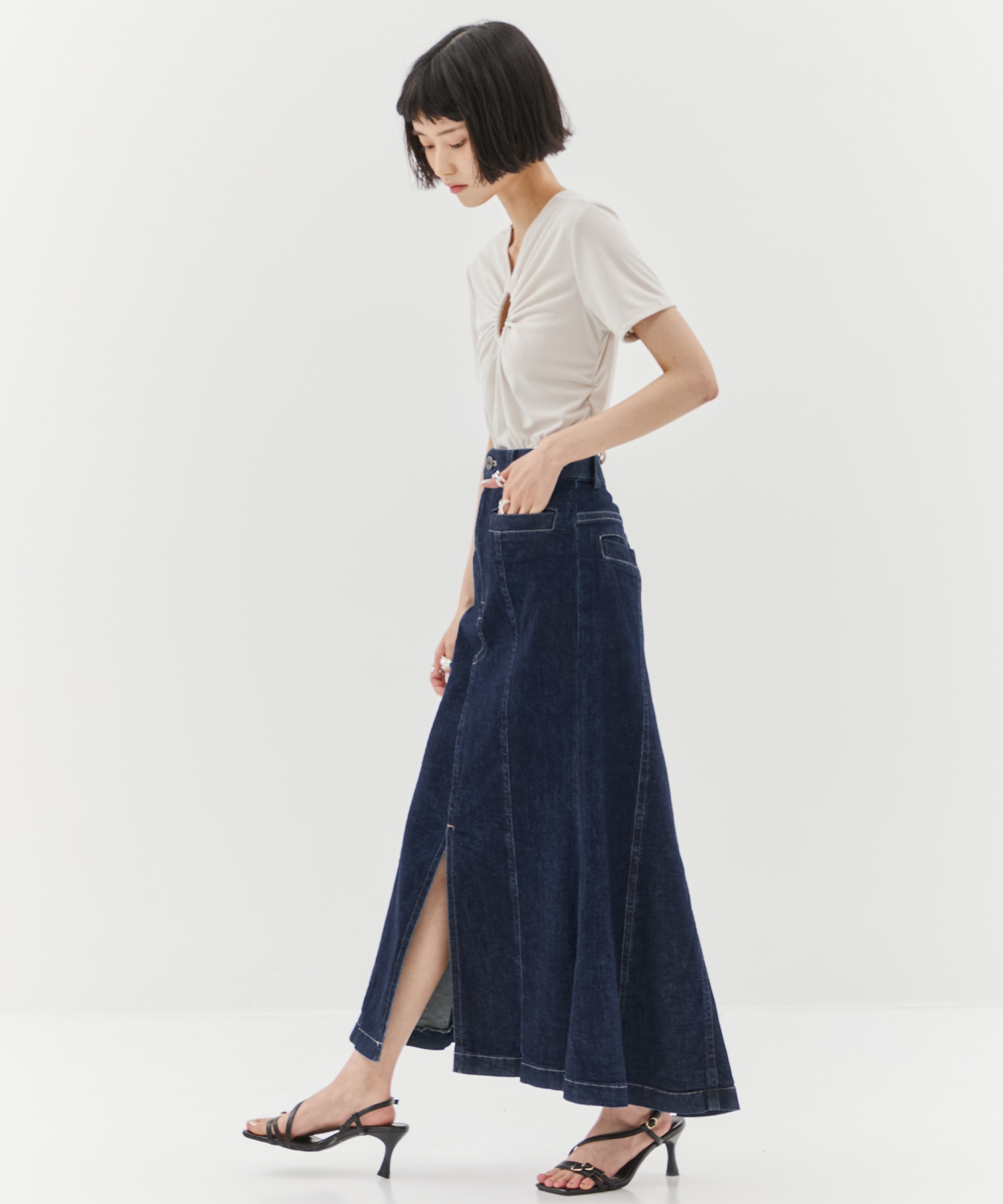 Back Flare Denim SK STUDIOUS