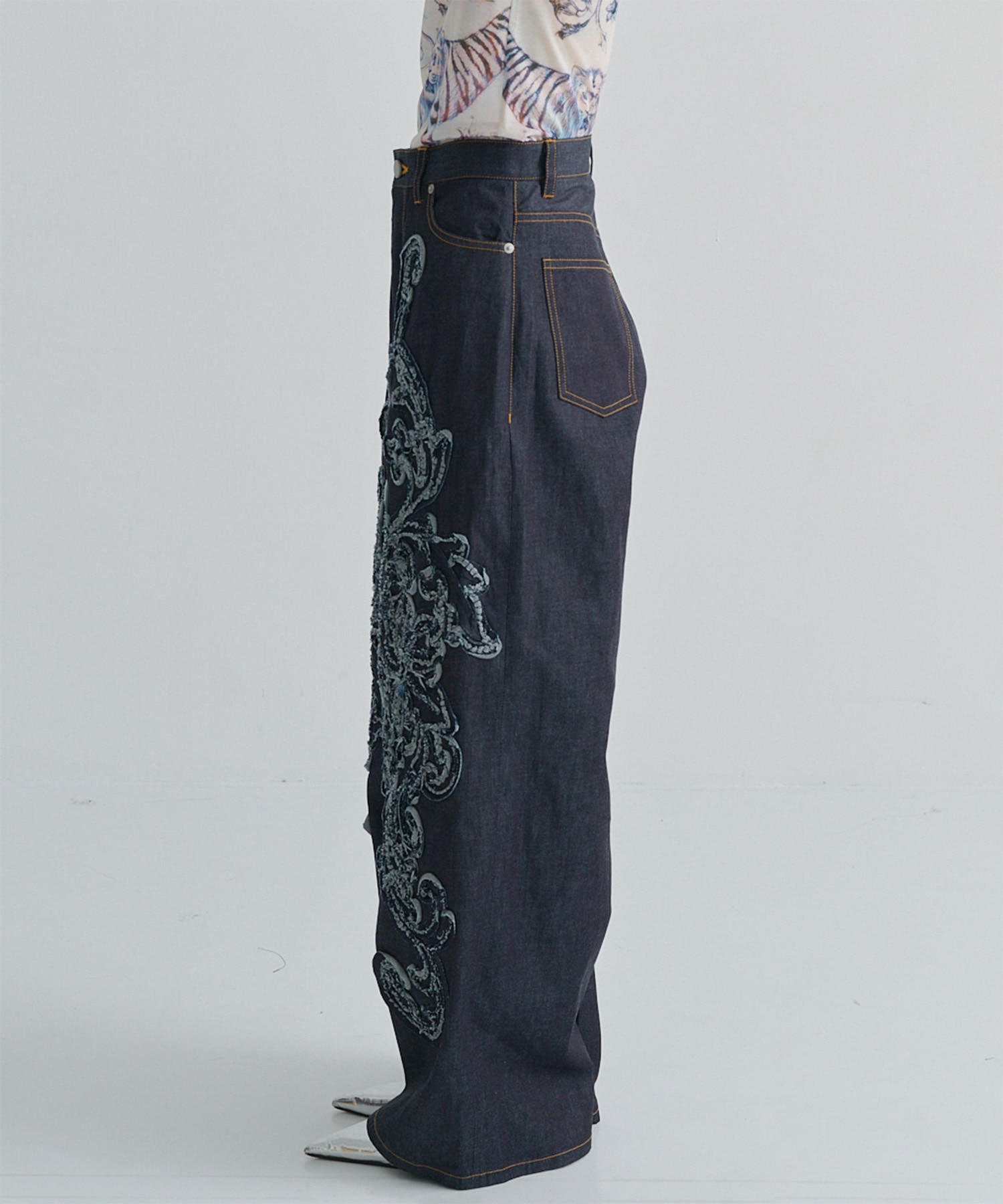 DENIM WIDE PANTS(刺繍) TAAKK