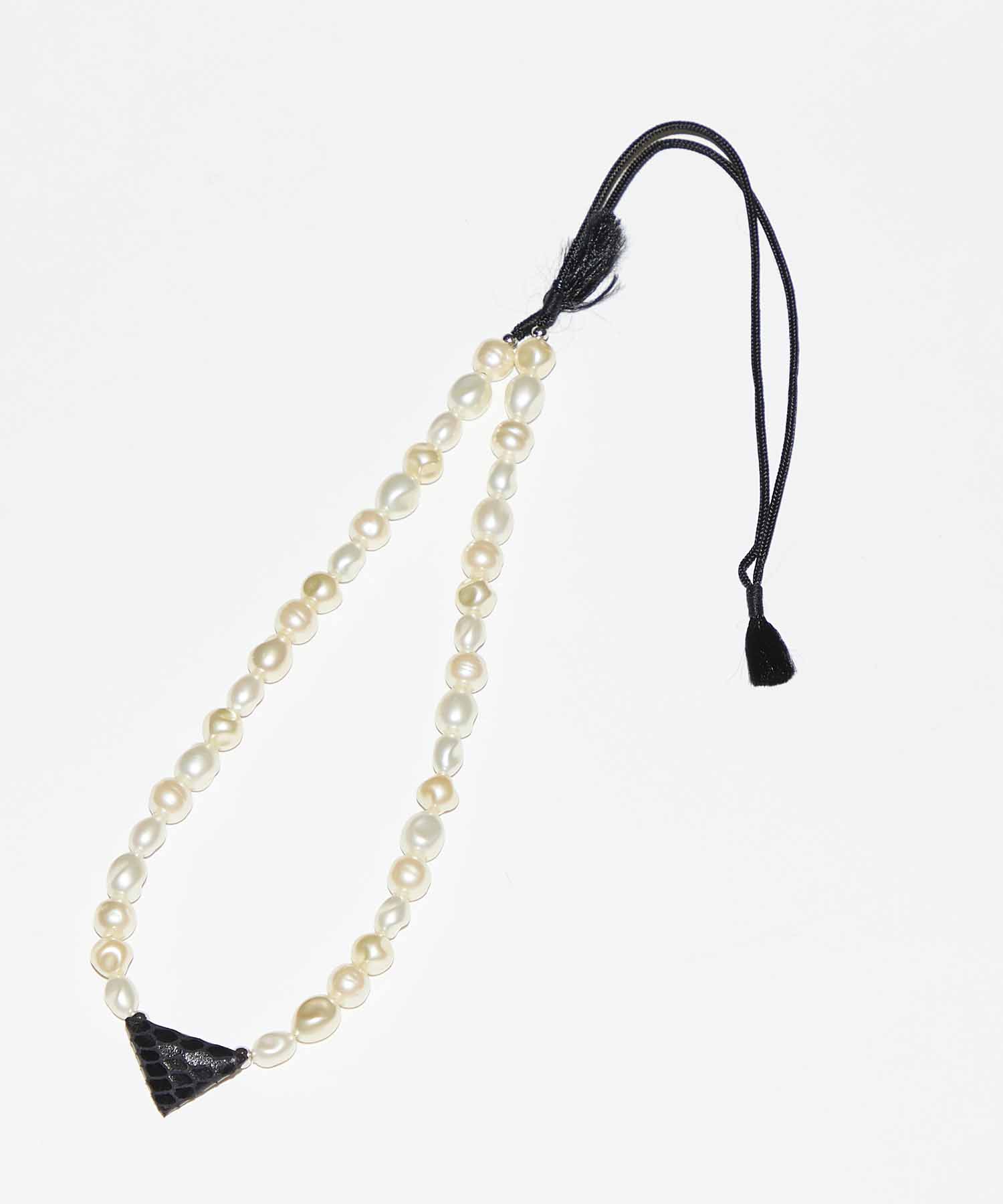 Triangle pearl necklace TOGA