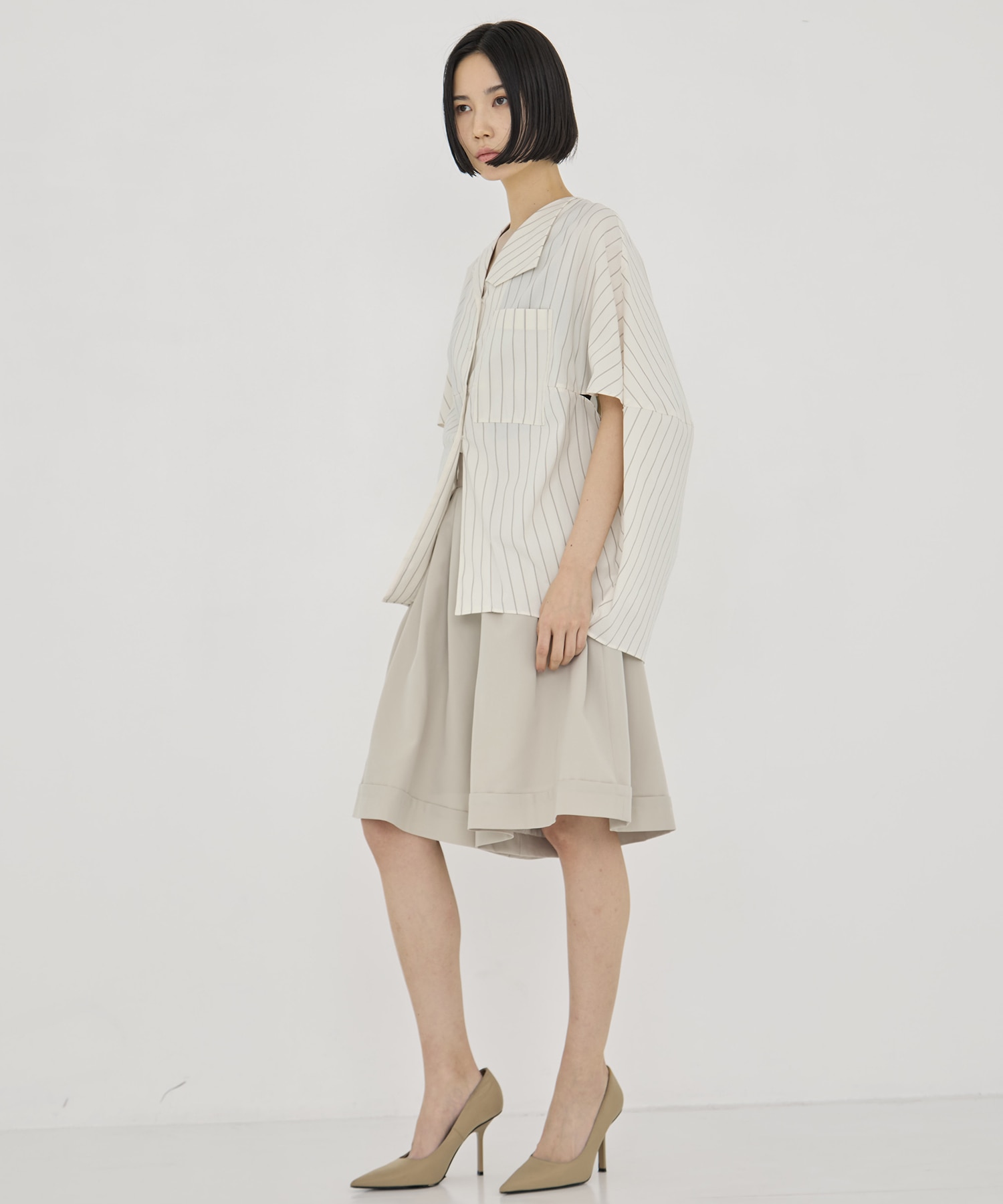 Aura Stripe shirt AKIRANAKA