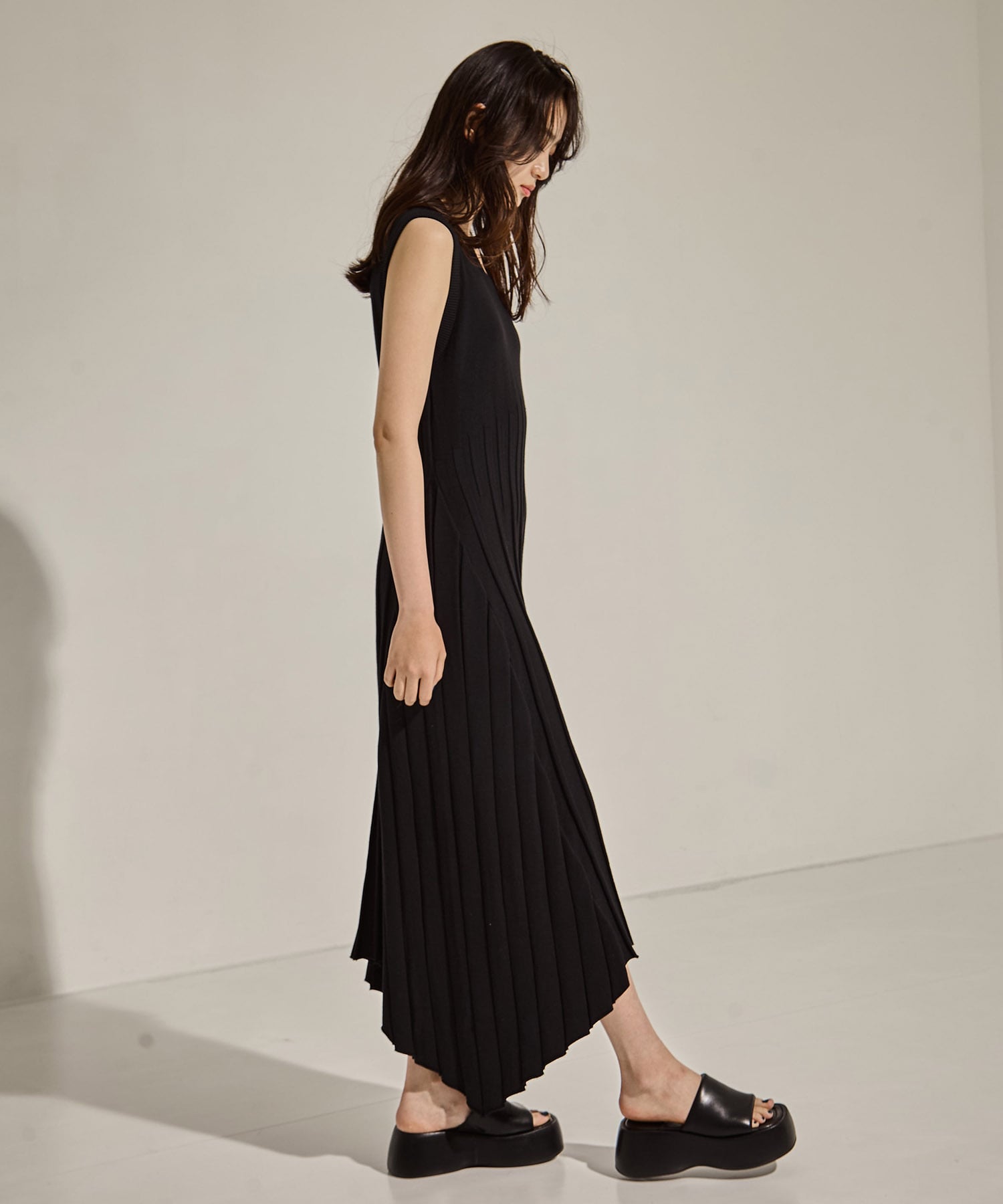 別注NO SLEEVE KNIT DRESS CINOH