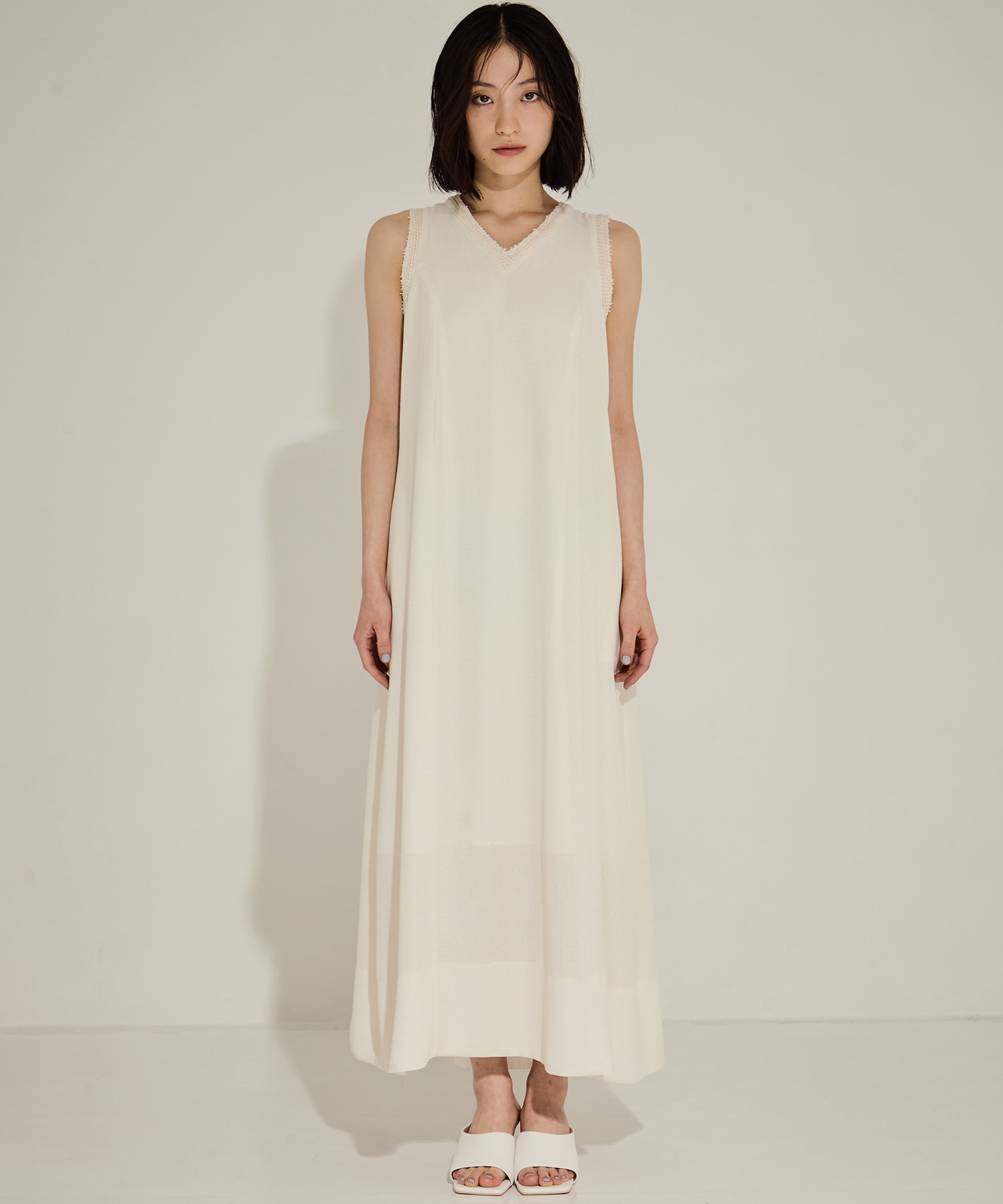 V Neck Sleeveless Mesh Dress STUDIOUS