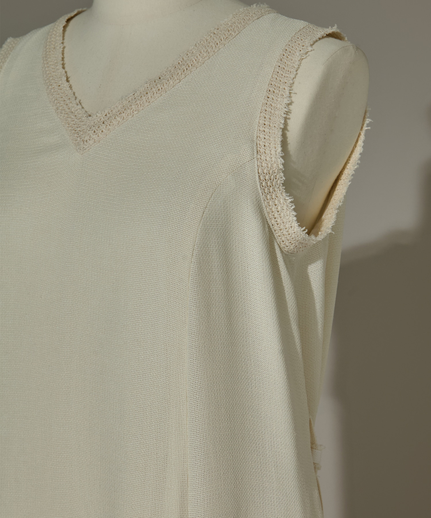 V Neck Sleeveless Mesh Dress STUDIOUS