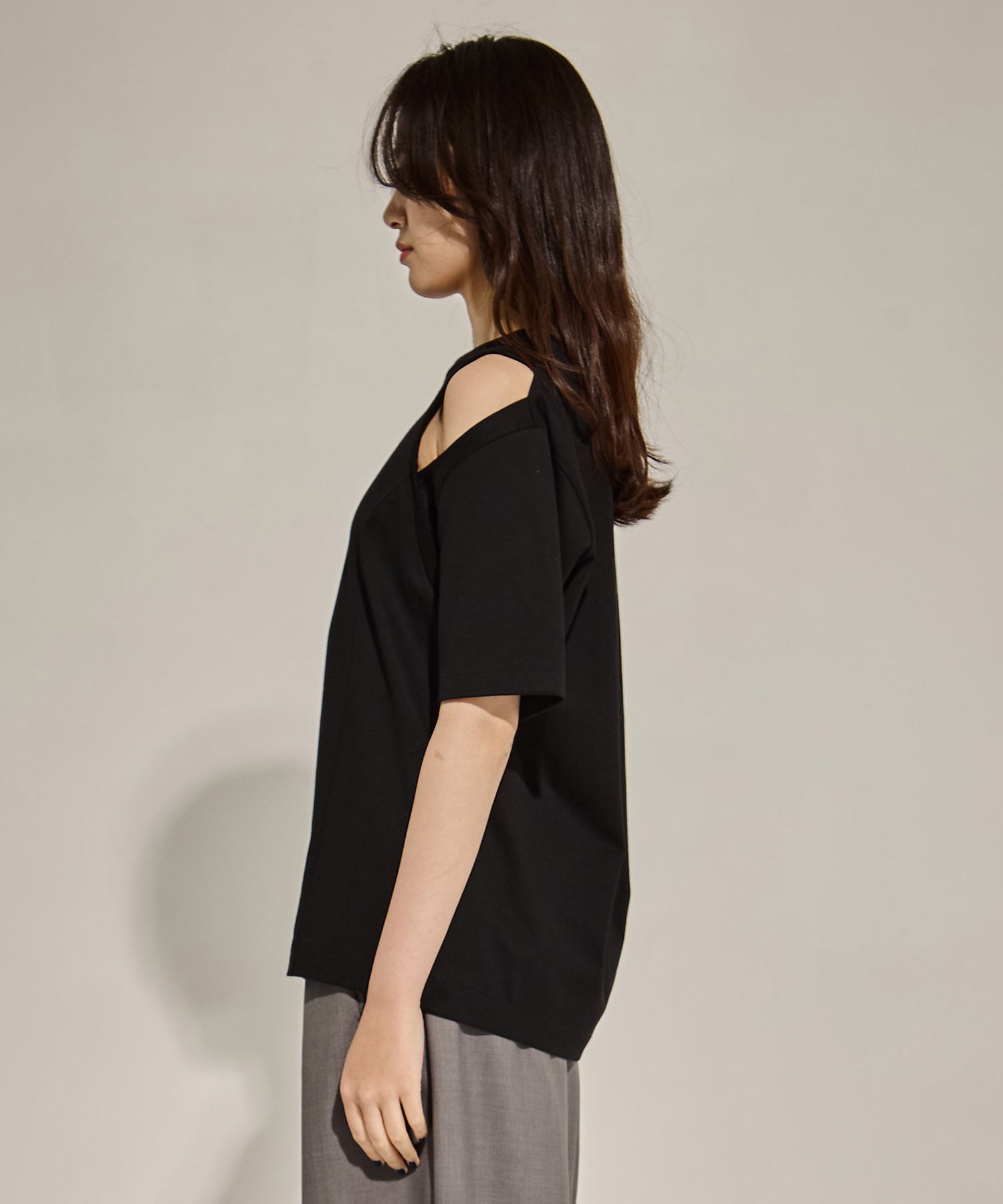 別注CUT OUT T-SHIRT CINOH