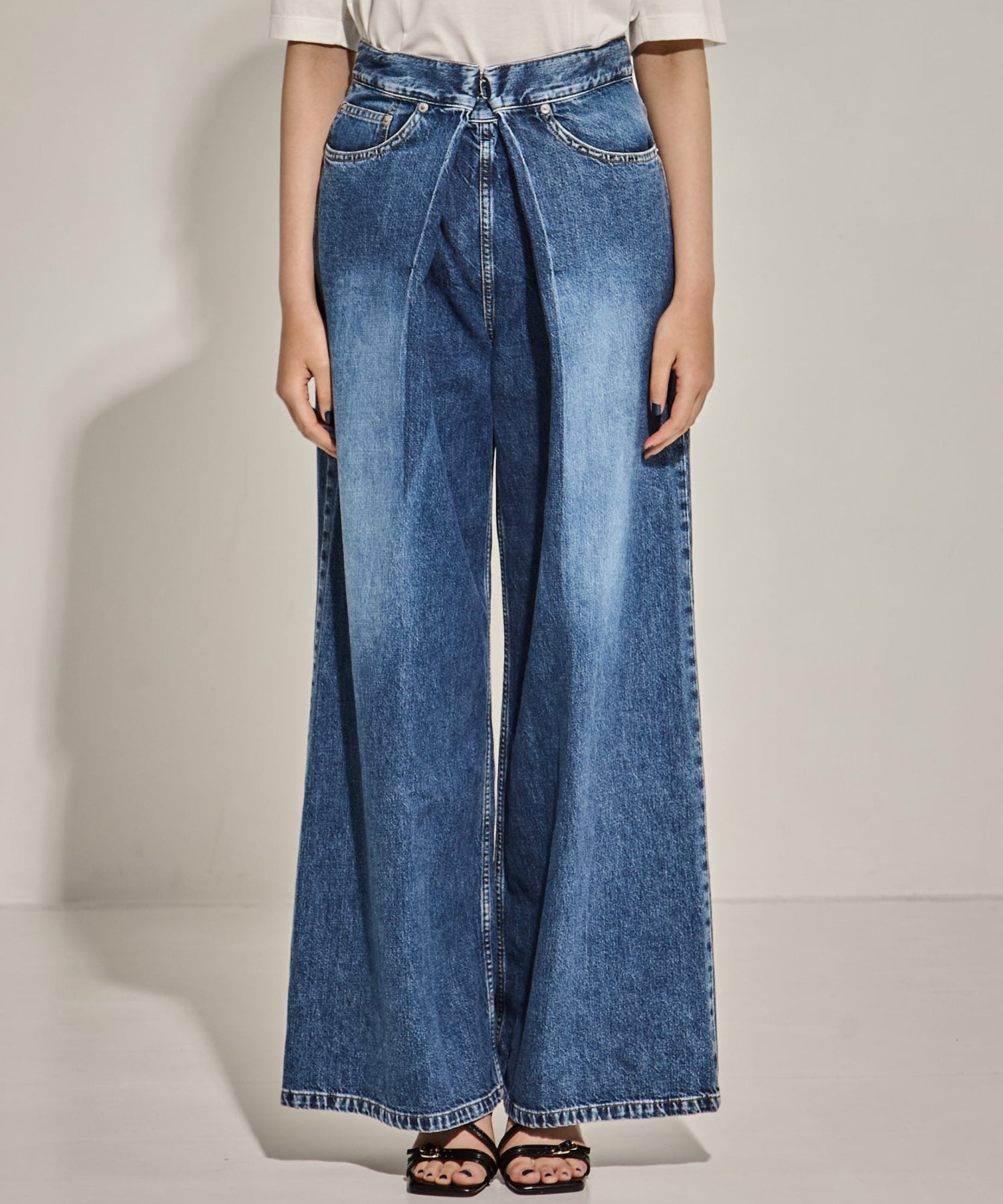 WASHED DENIM WIDE PANTS (SHORT LENGTH) JOHN LAWRENCE SULLIVAN