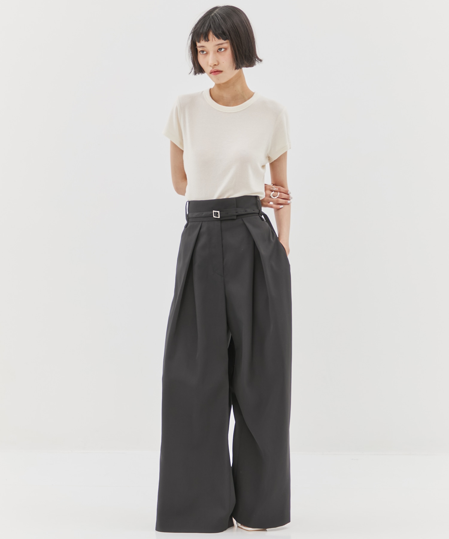 Back Asymmetry Chino Pants STUDIOUS
