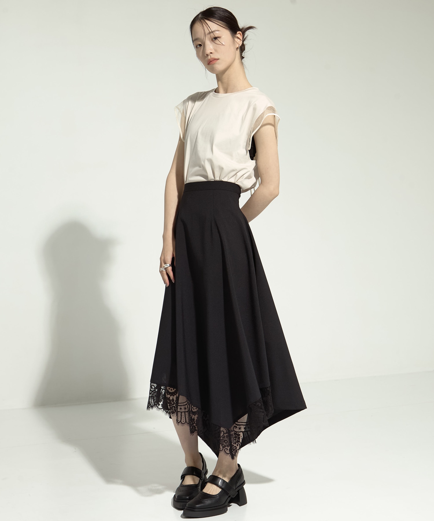 別注lace hem skirt AKANE UTSUNOMIYA