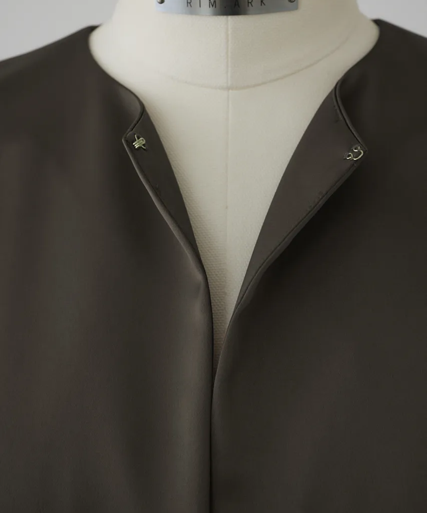 Satin chic vest RIM.ARK